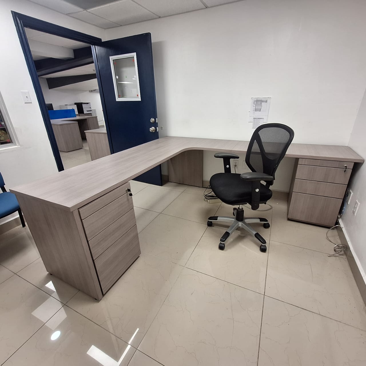 Escritorio Ejecutivo en L