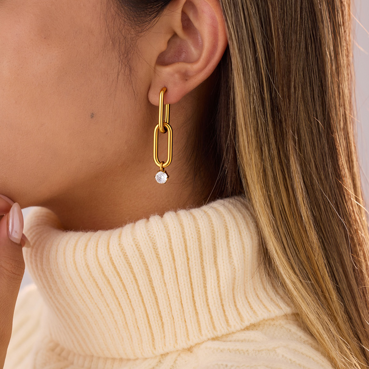 Stainless steel earrings with zircon and diamond accents 502040