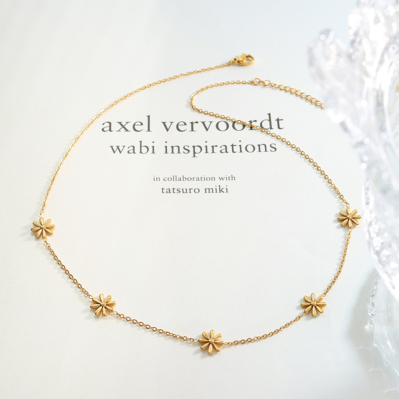 Daisy titanium steel gold-plated Pendant necklace 501099