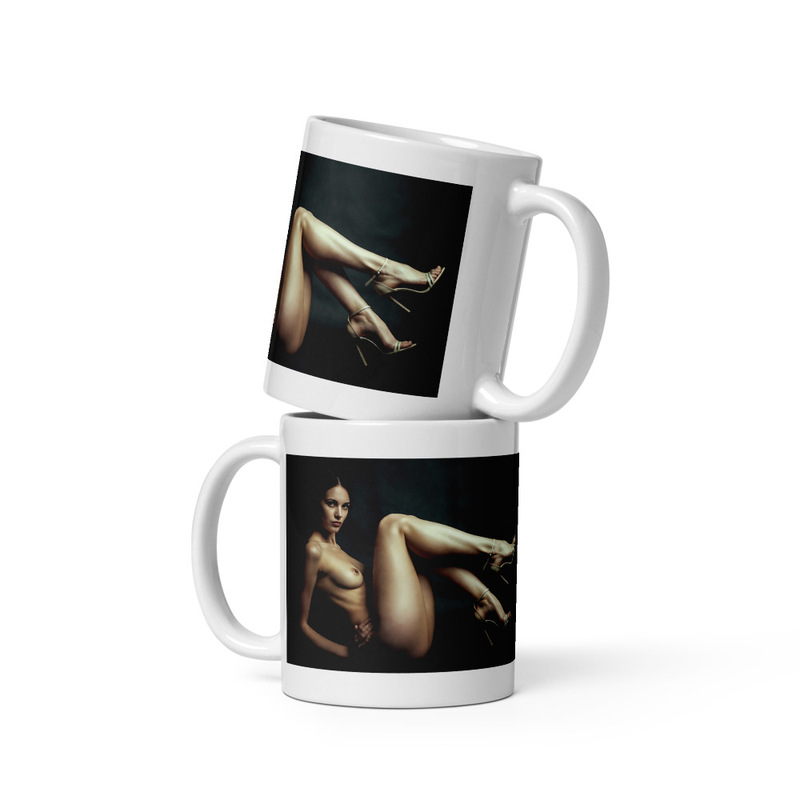 Model Gallery White Glossy Mug