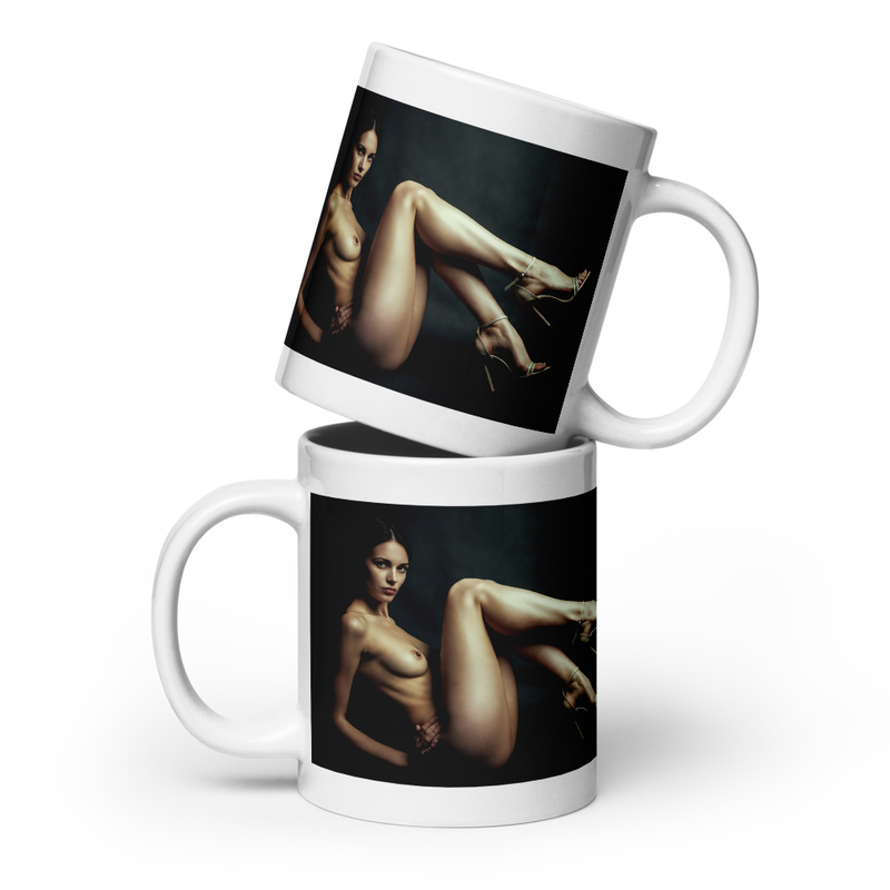 Model Gallery White Glossy Mug