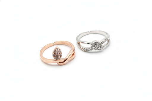Elegant Two-Tone Rings Set