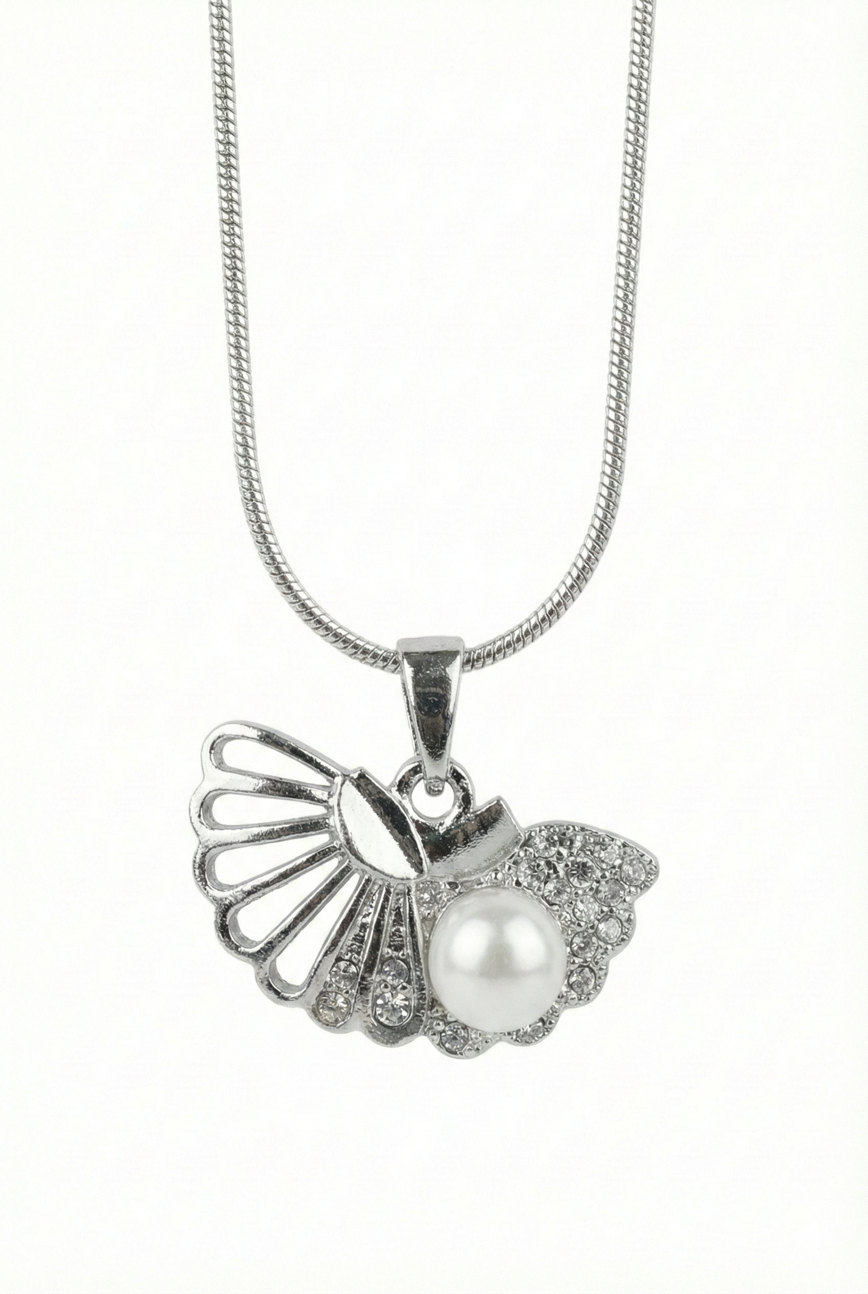 Silver Shell Pearl Pendant Necklace