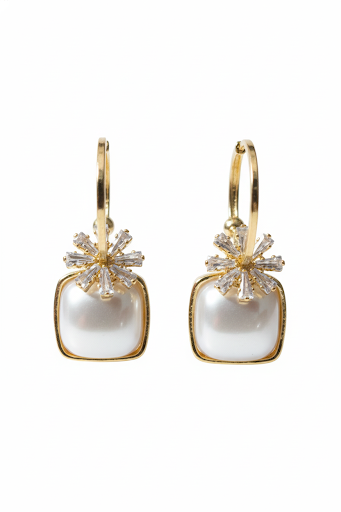 Elegant pearl and gold plated earrings