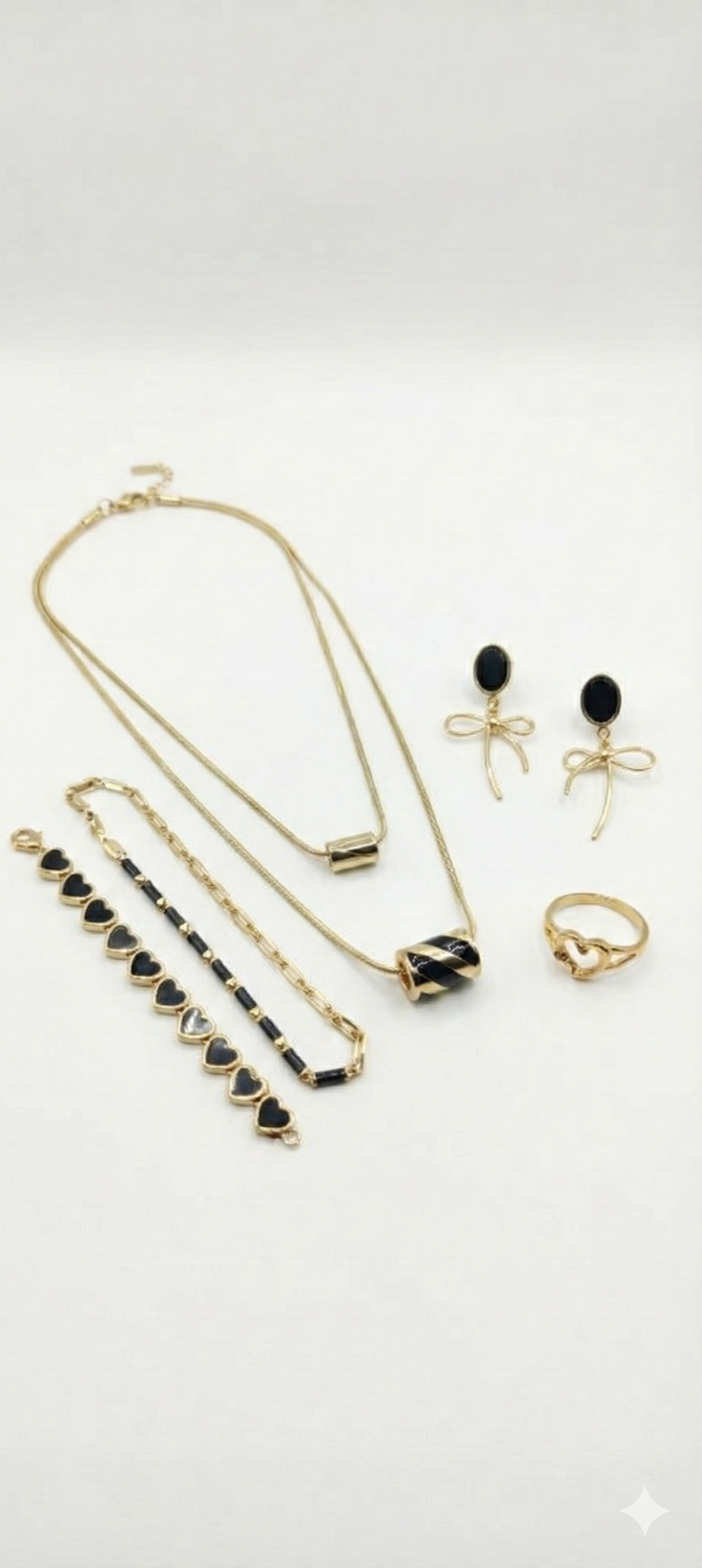 Elegant Gold plated and Black Jewelry Set