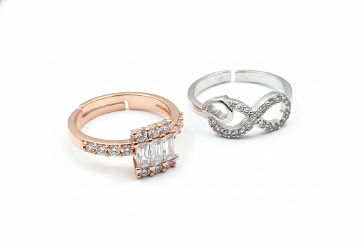 Elegant rings set