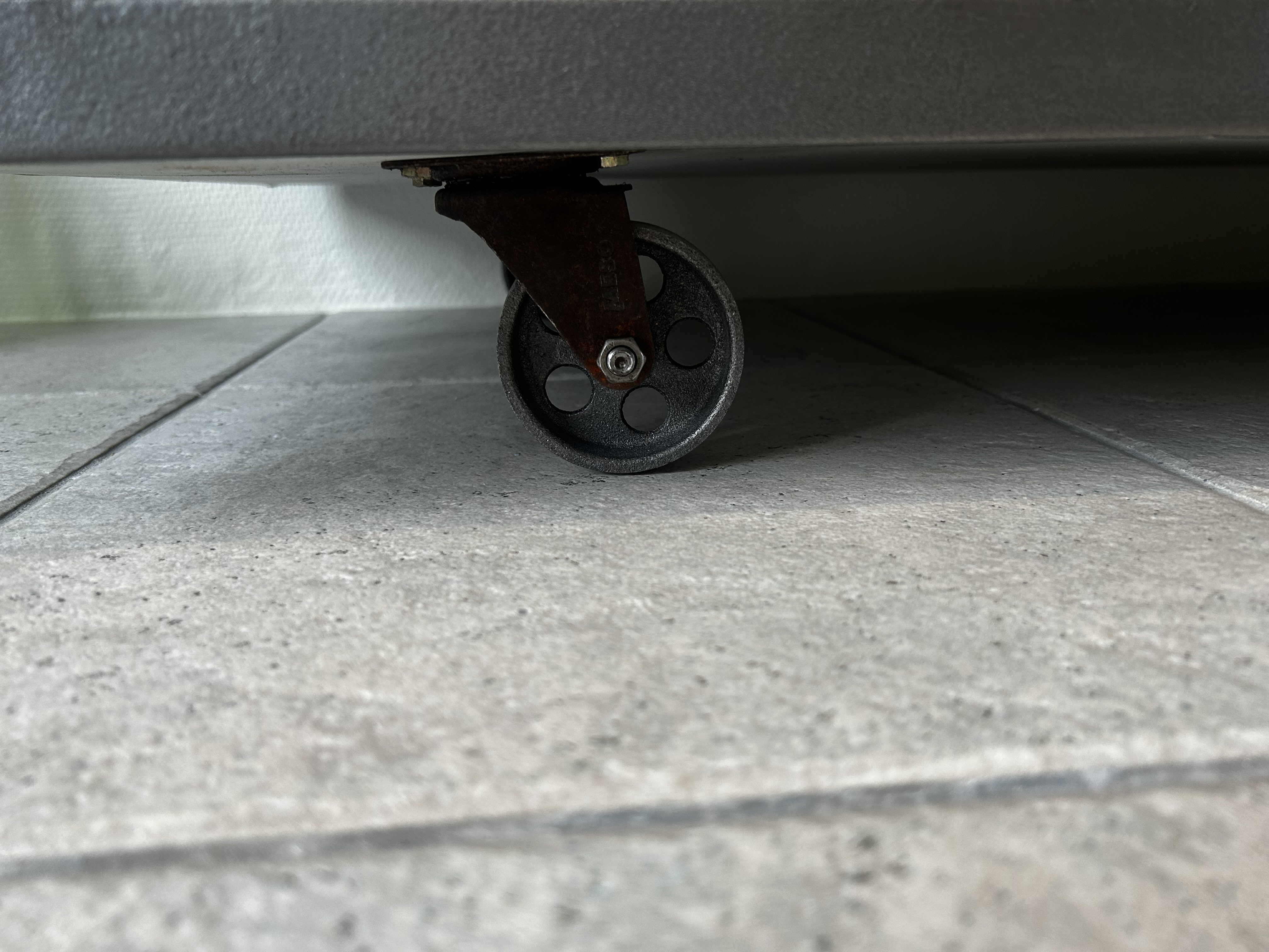 Meuble TV industriel métal