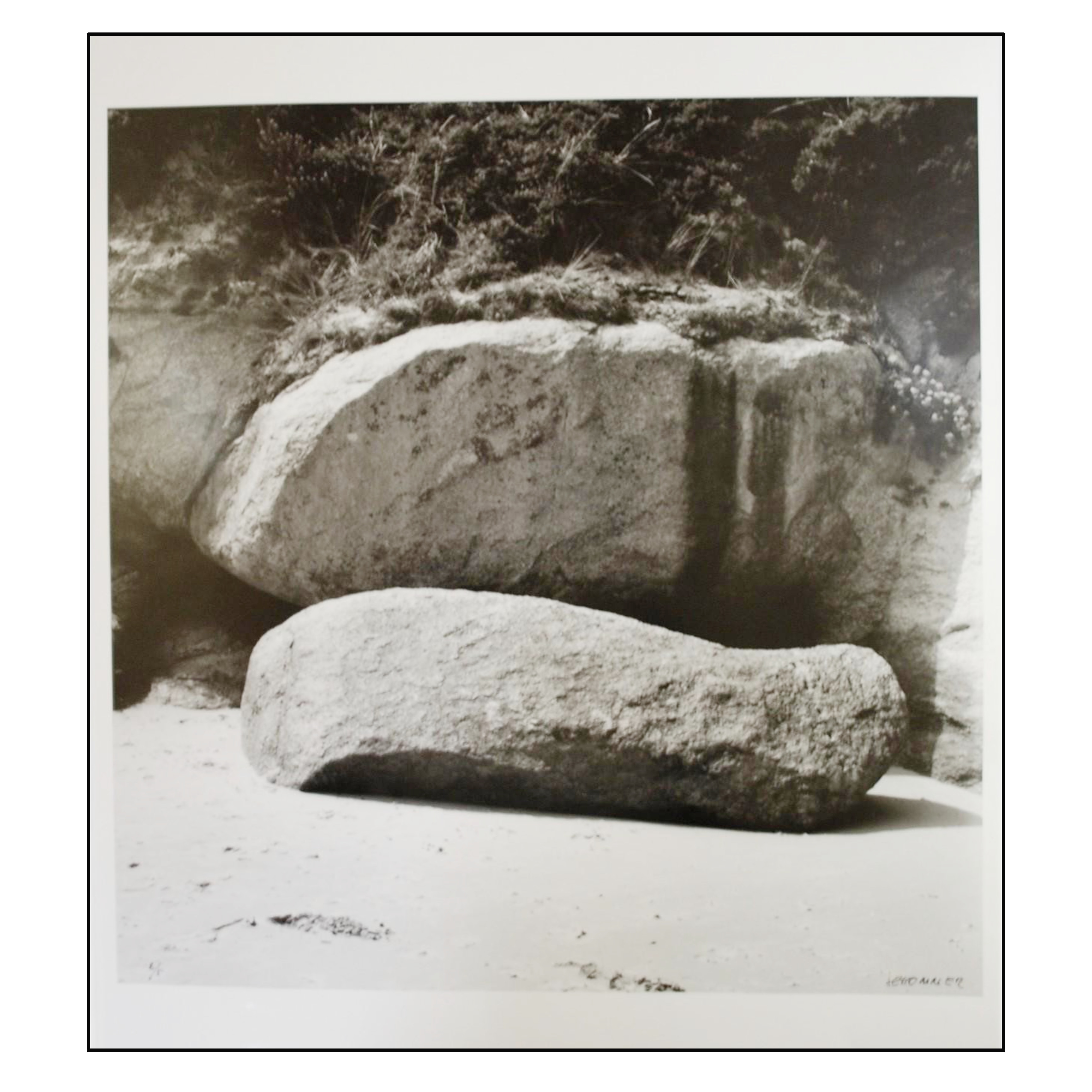 ALBERTO SCHOMMER - ROCA CON FORMA (SERIE PRIMERA ÉPOCA) - 2006