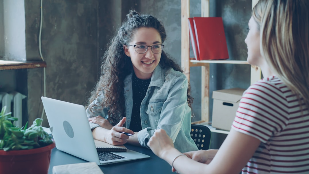 বিনামূল্যে পরামর্শ