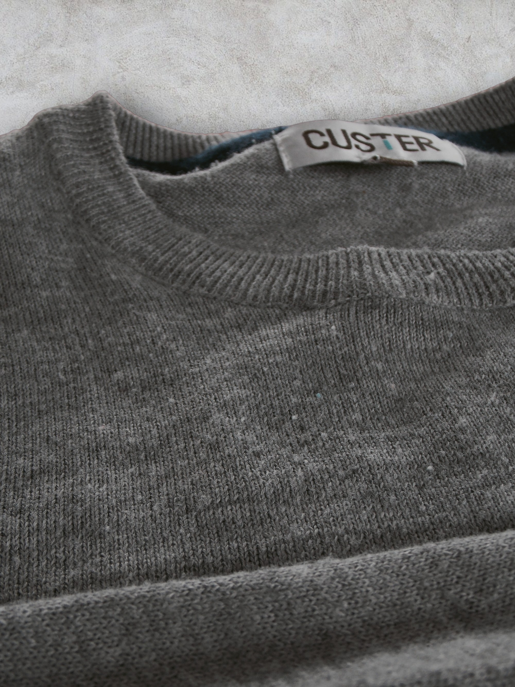 Busito ñoño gris/rojo/azul