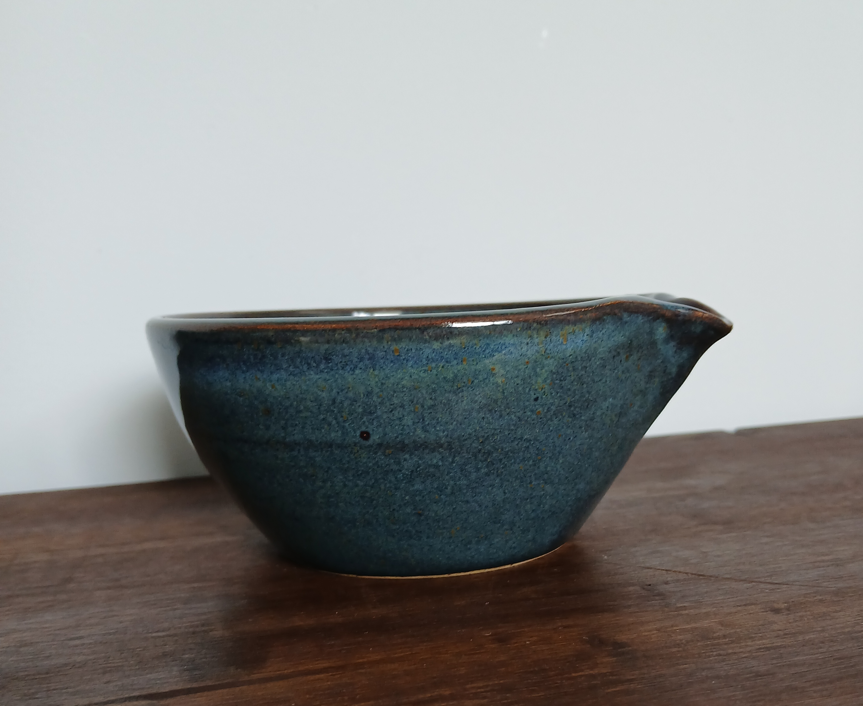 Small Mixing Bowl -Batter pouring bowl - Blue