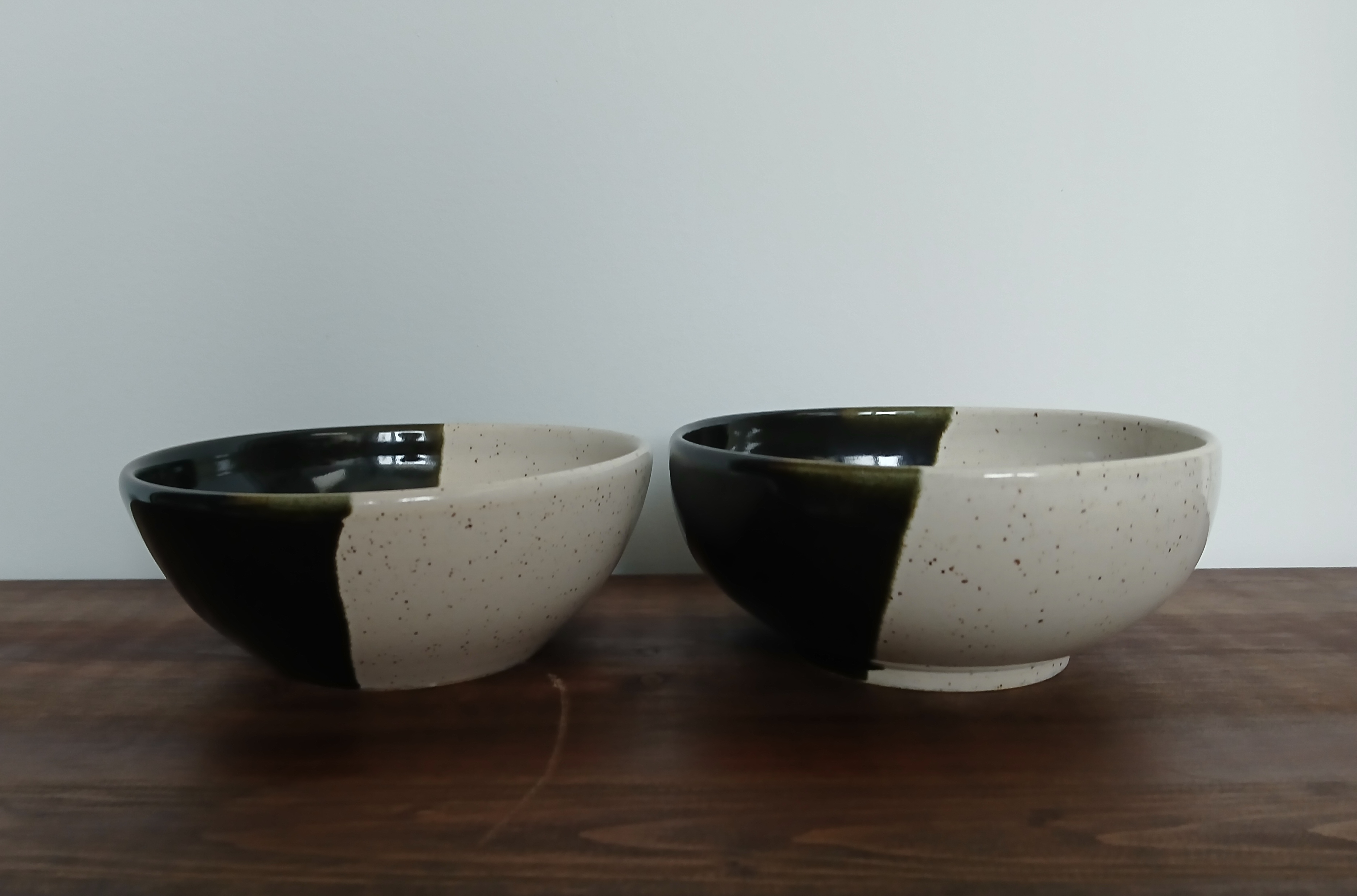 Black and White Two Tone Bowl Set 