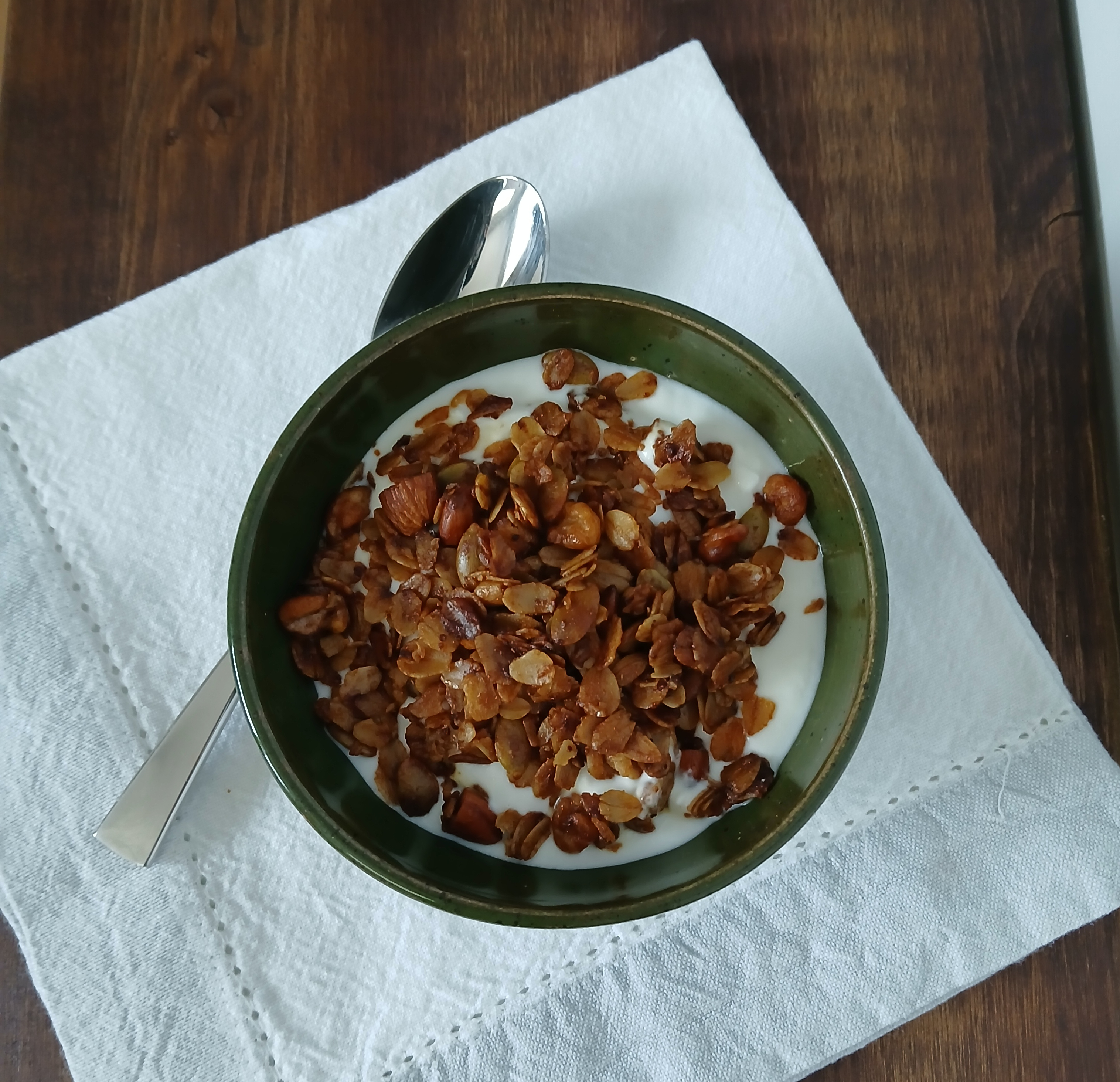 Small White or Green Dessert Bowl Sets