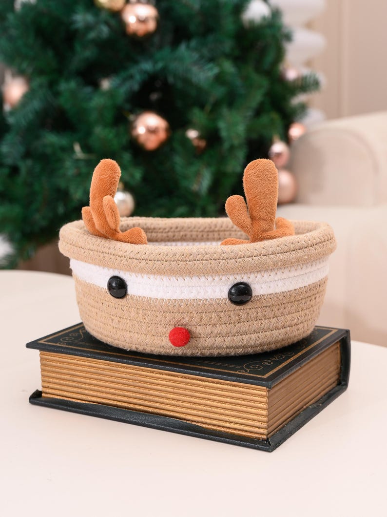 Christmas Reindeer Cotton Rope Basket: Holiday Decor