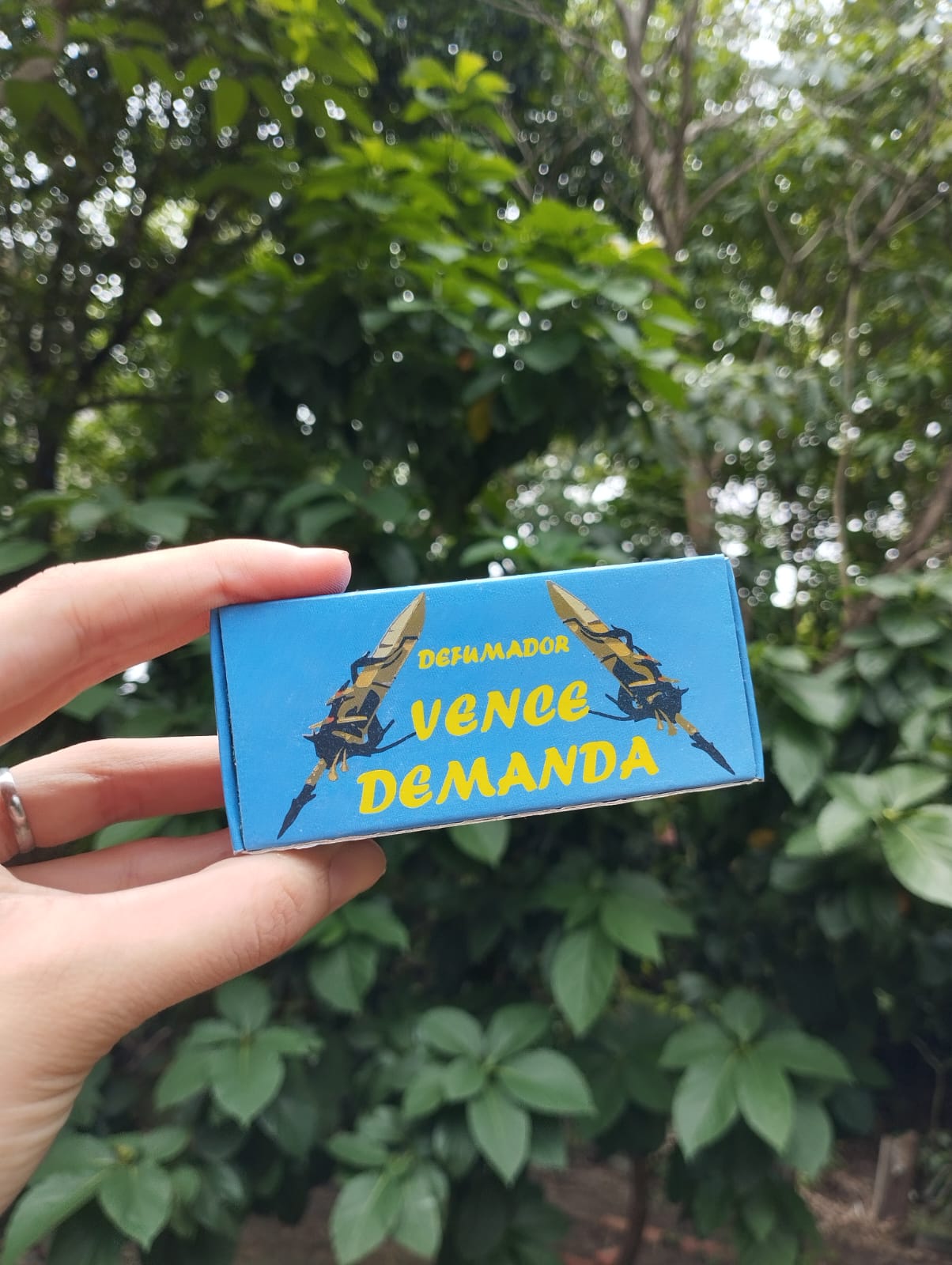 Defumador Vence Demanda