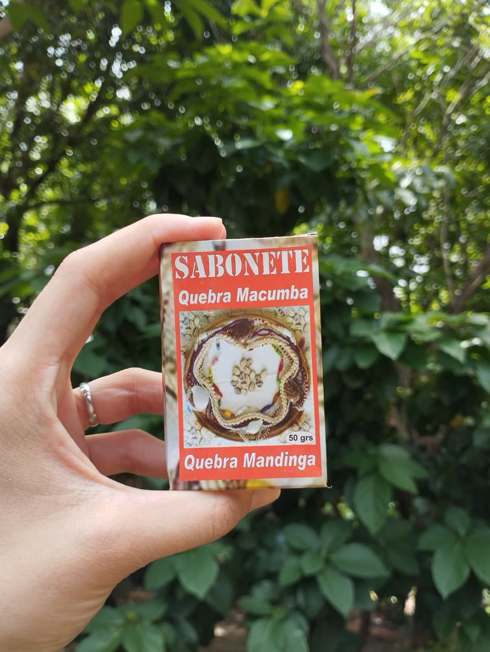 Sabonete Quebra Mandinga e Quebra Macumba