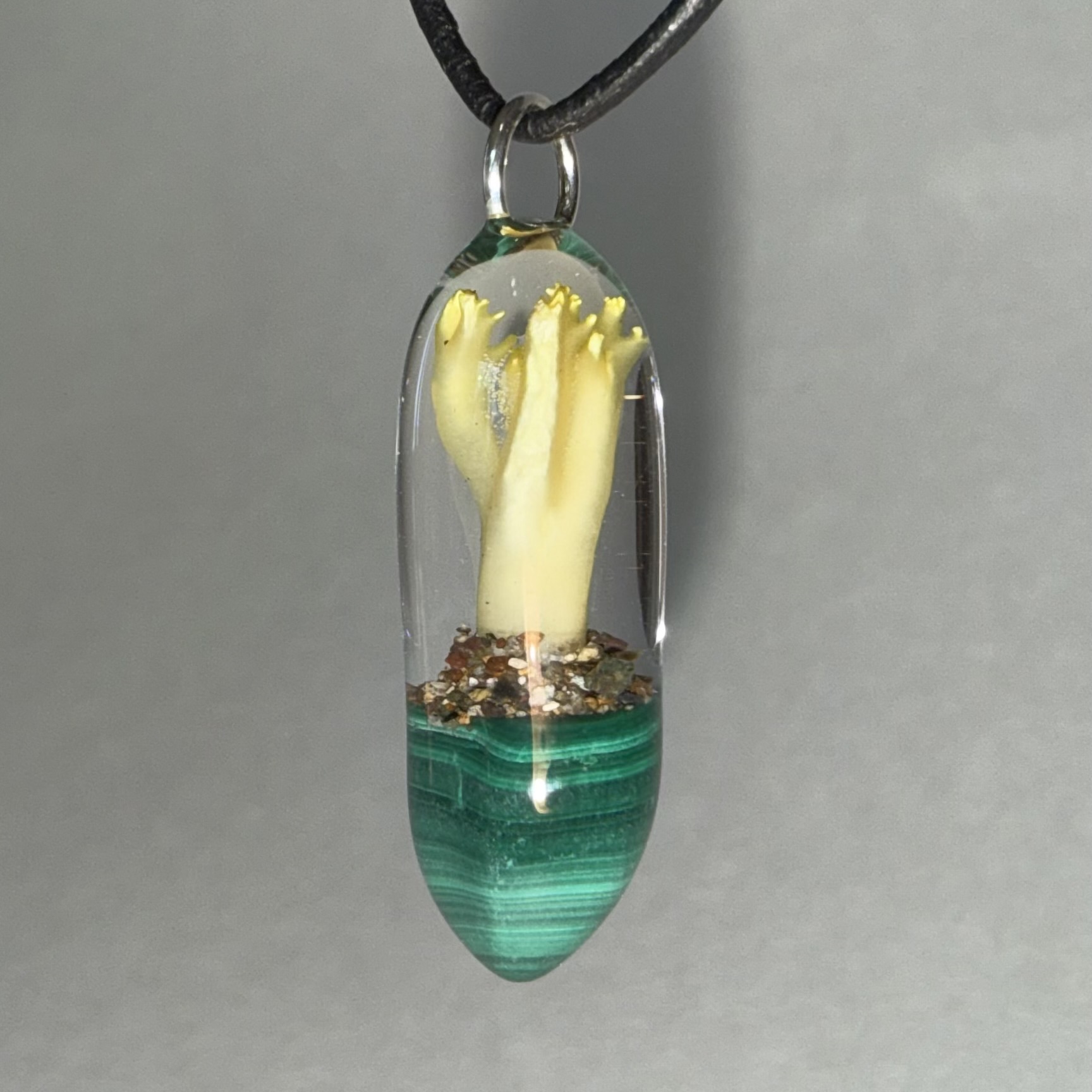 Yellow Coral + Malachite + Sand