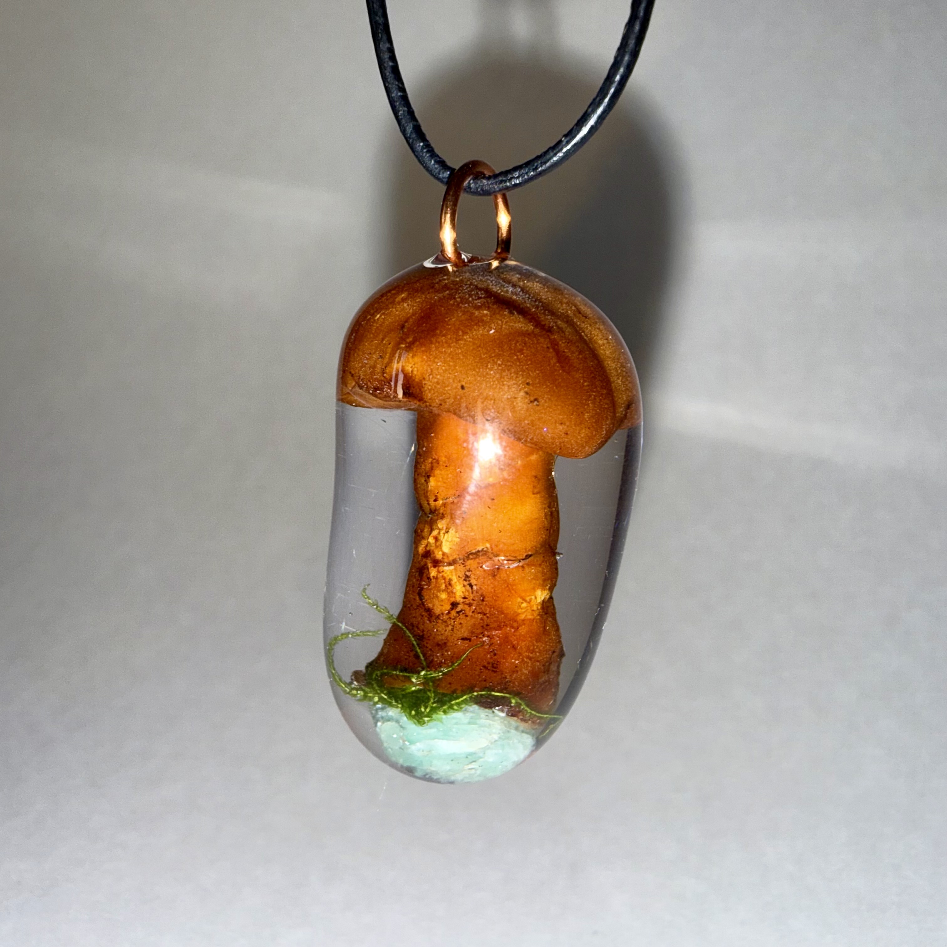 Pacific Golden Chalterelle + Moss + Emerald