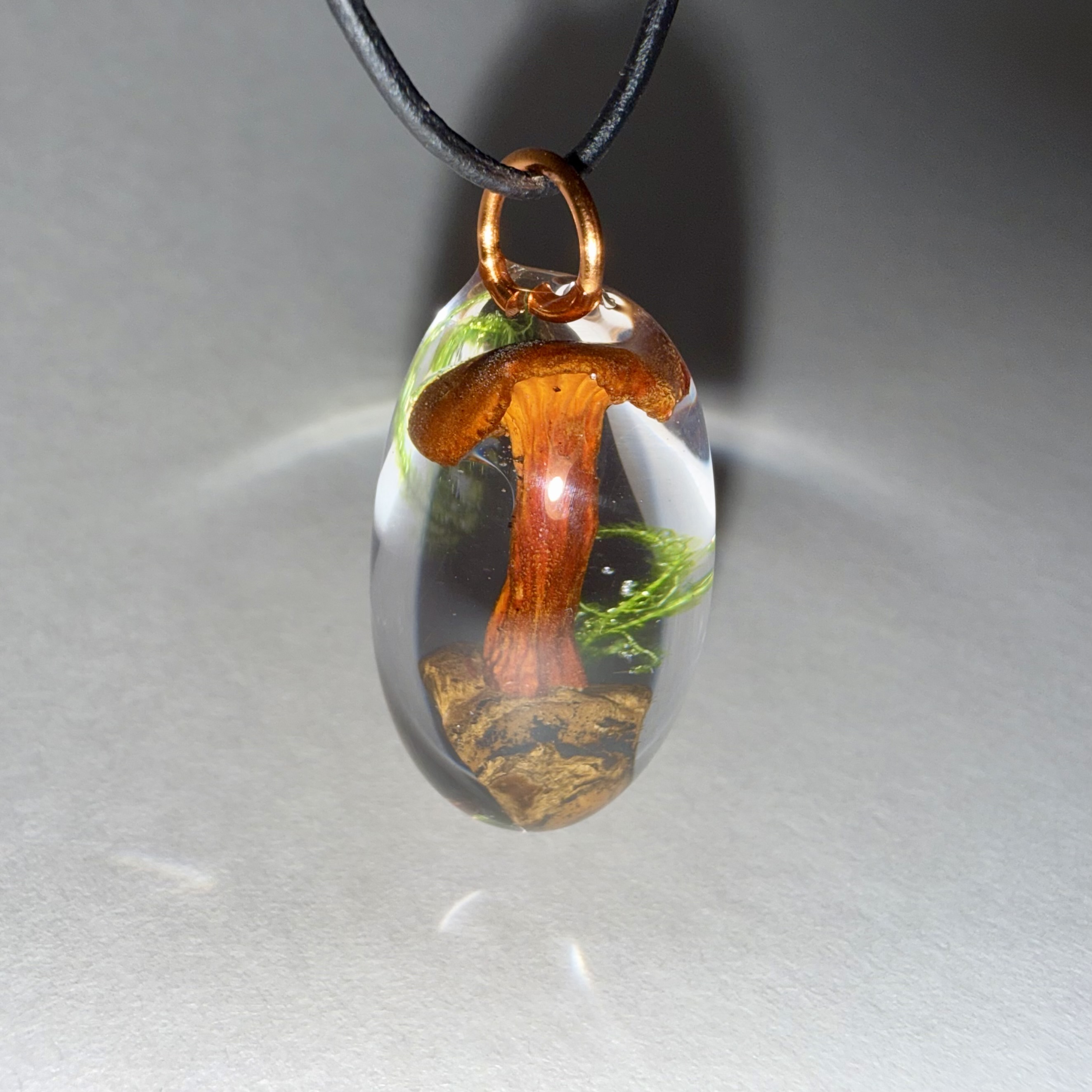 Chanterelle + Tiger's Eye + Moss