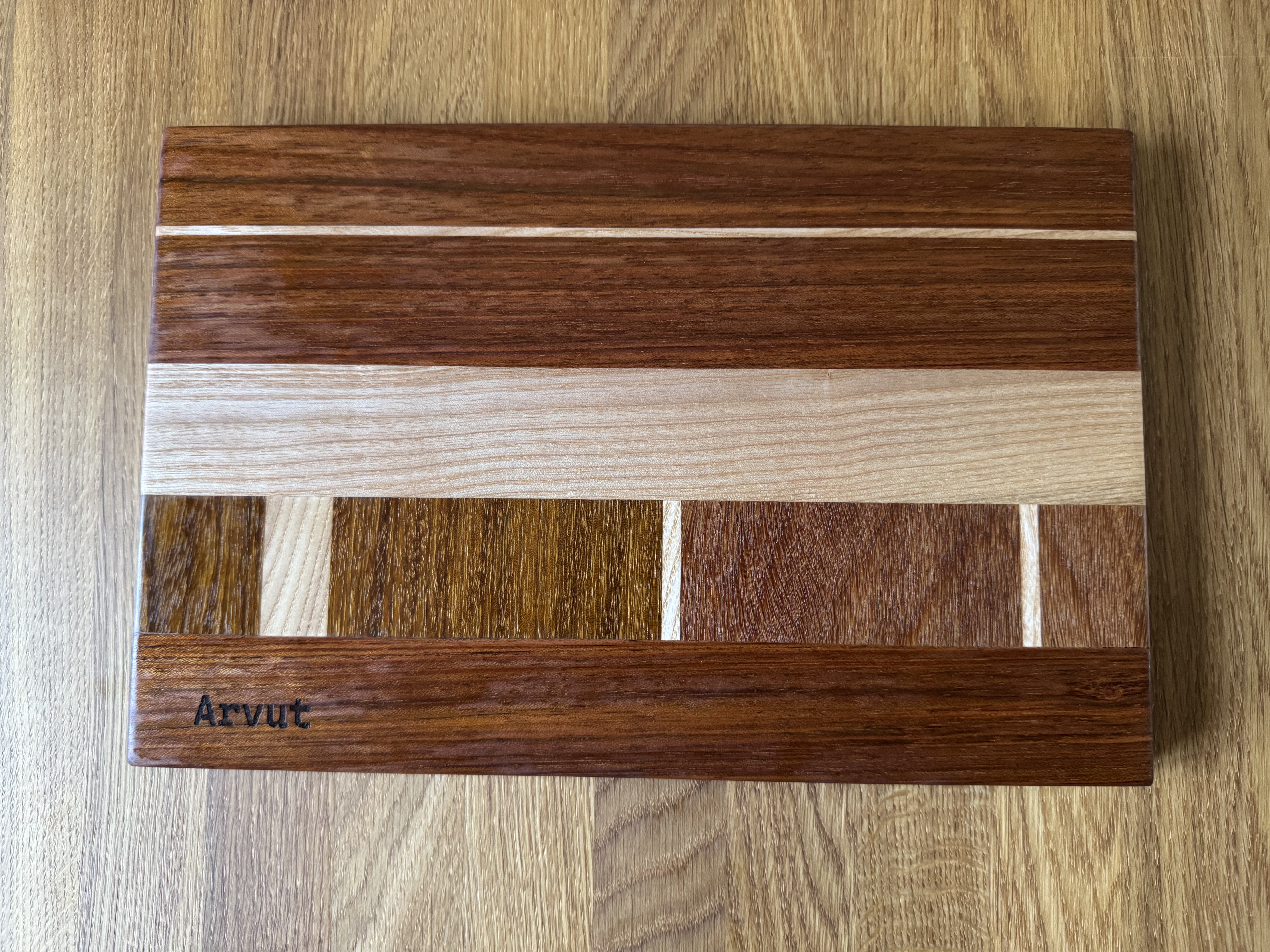  Medinė premium pjaustymo lentelė