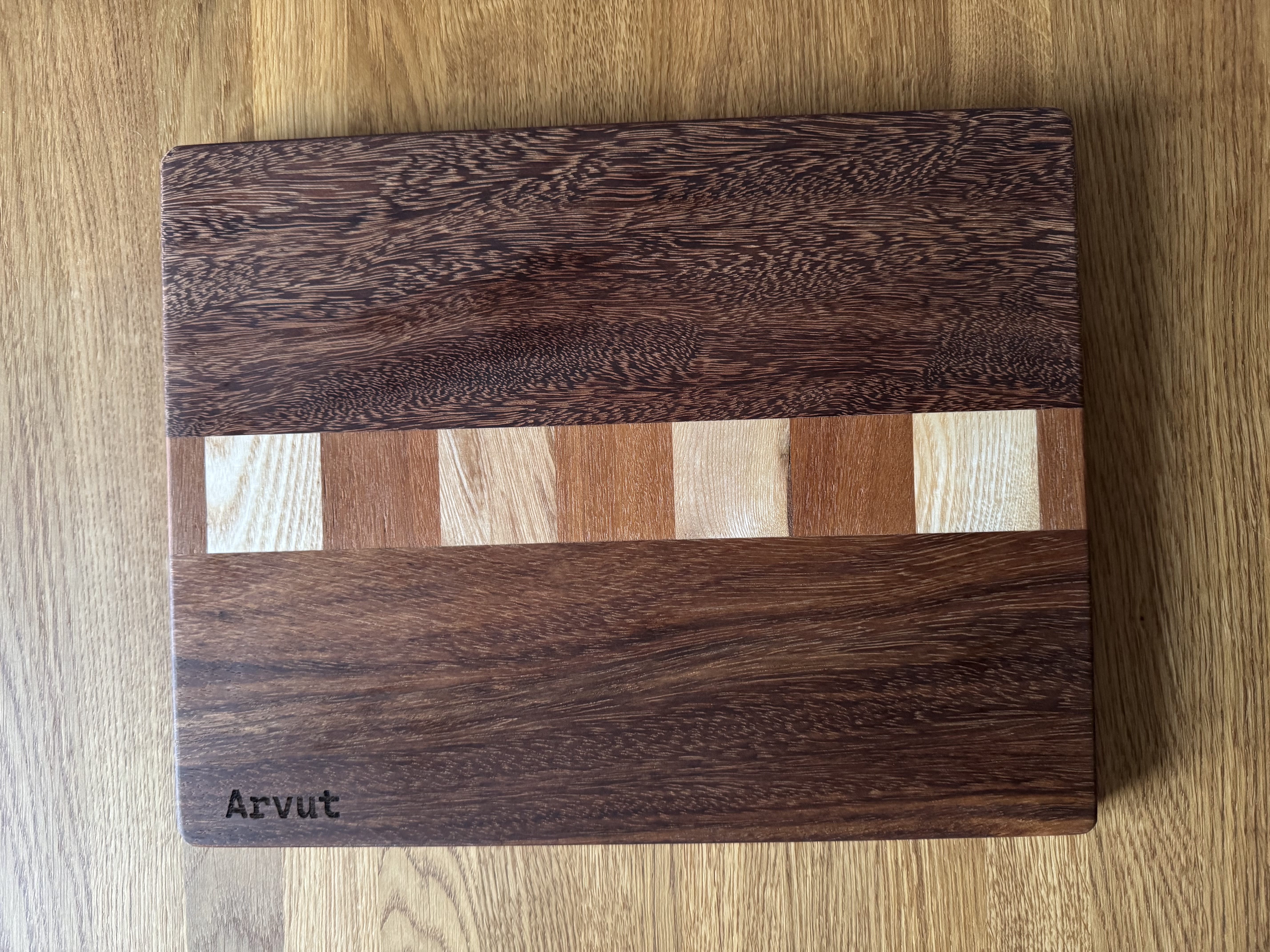  Medinė premium pjaustymo lentelė