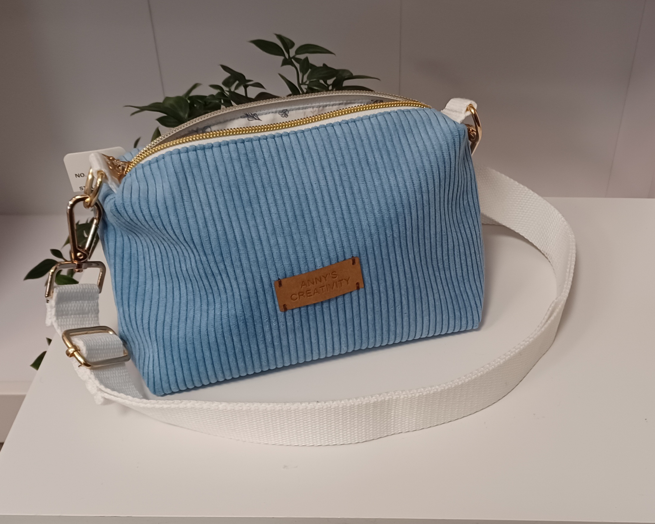 Petit sac en velours côtelé