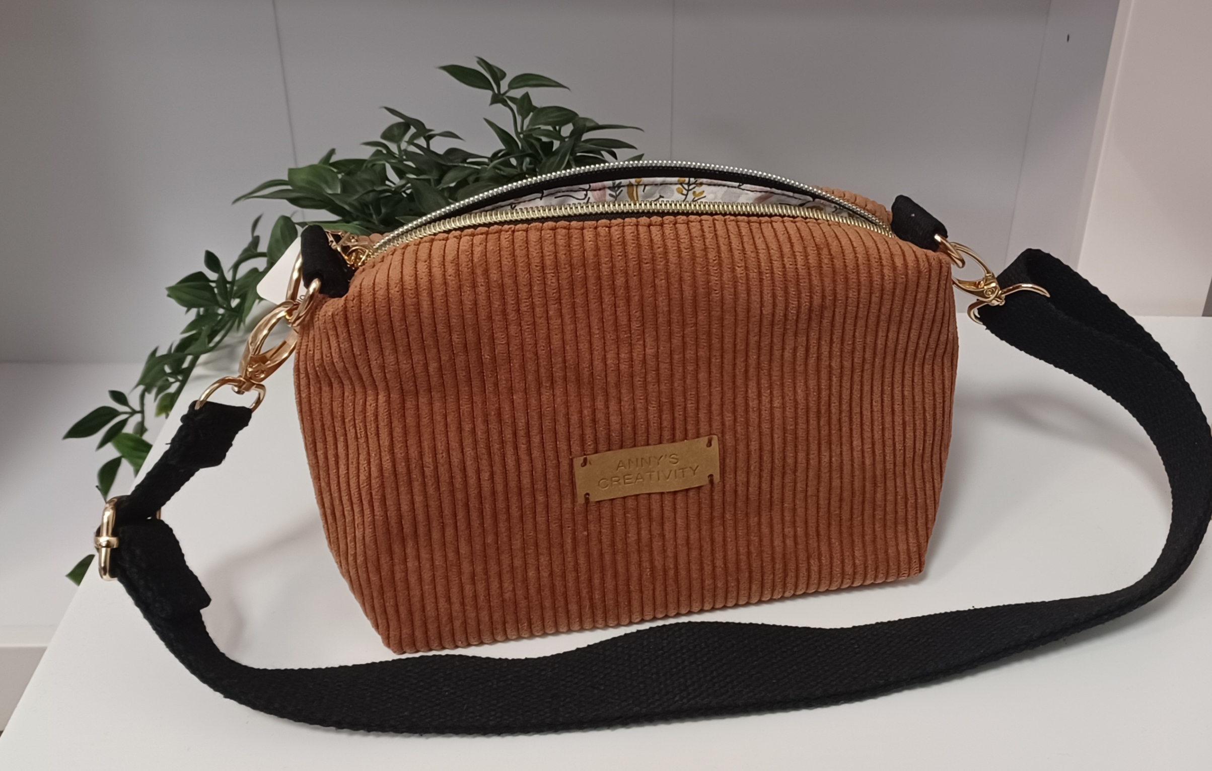 Petit sac en velours côtelé