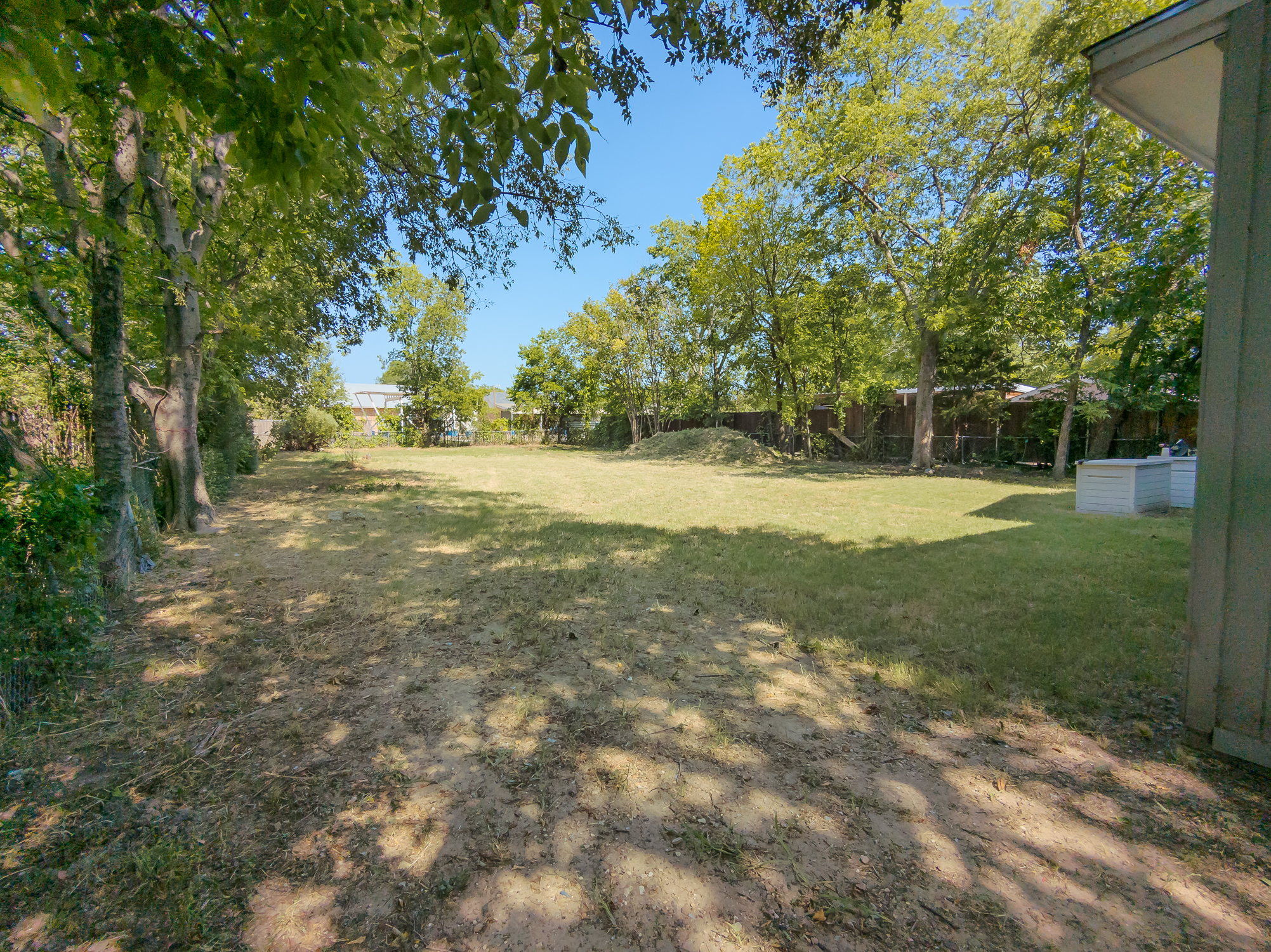 1222 S Peachtree Rd, Mesquite, TX 75149