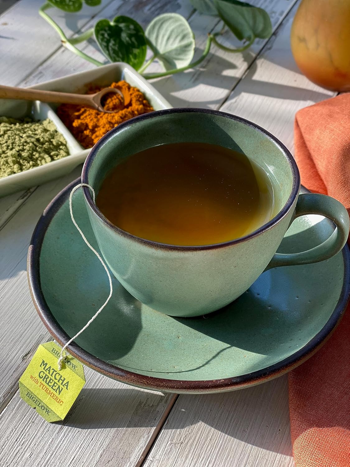 Bigelow Matcha Green with Turmeric – Una mezcla terrosa y vibrante ☕🌿