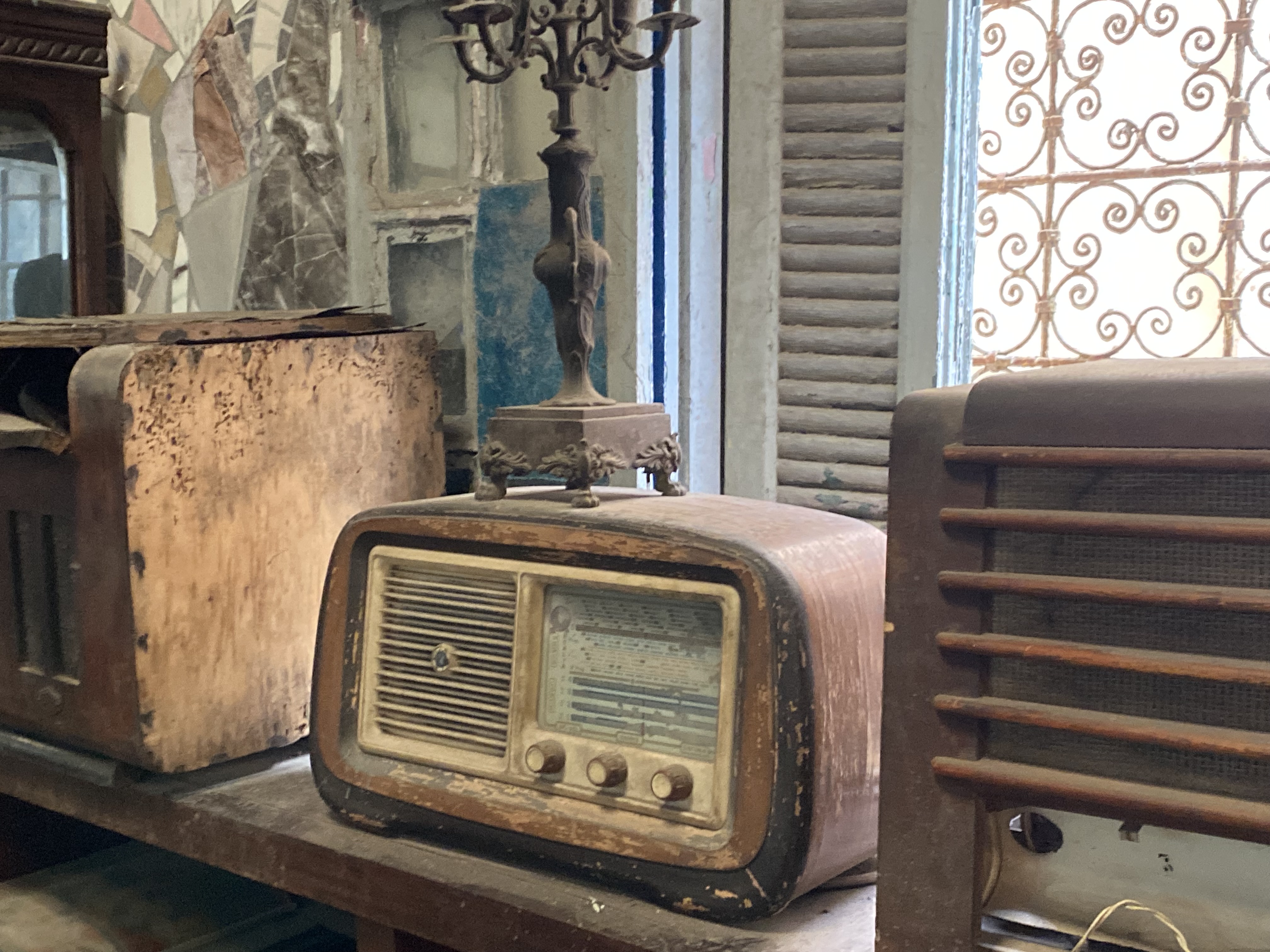 Vintage Wooden Radio