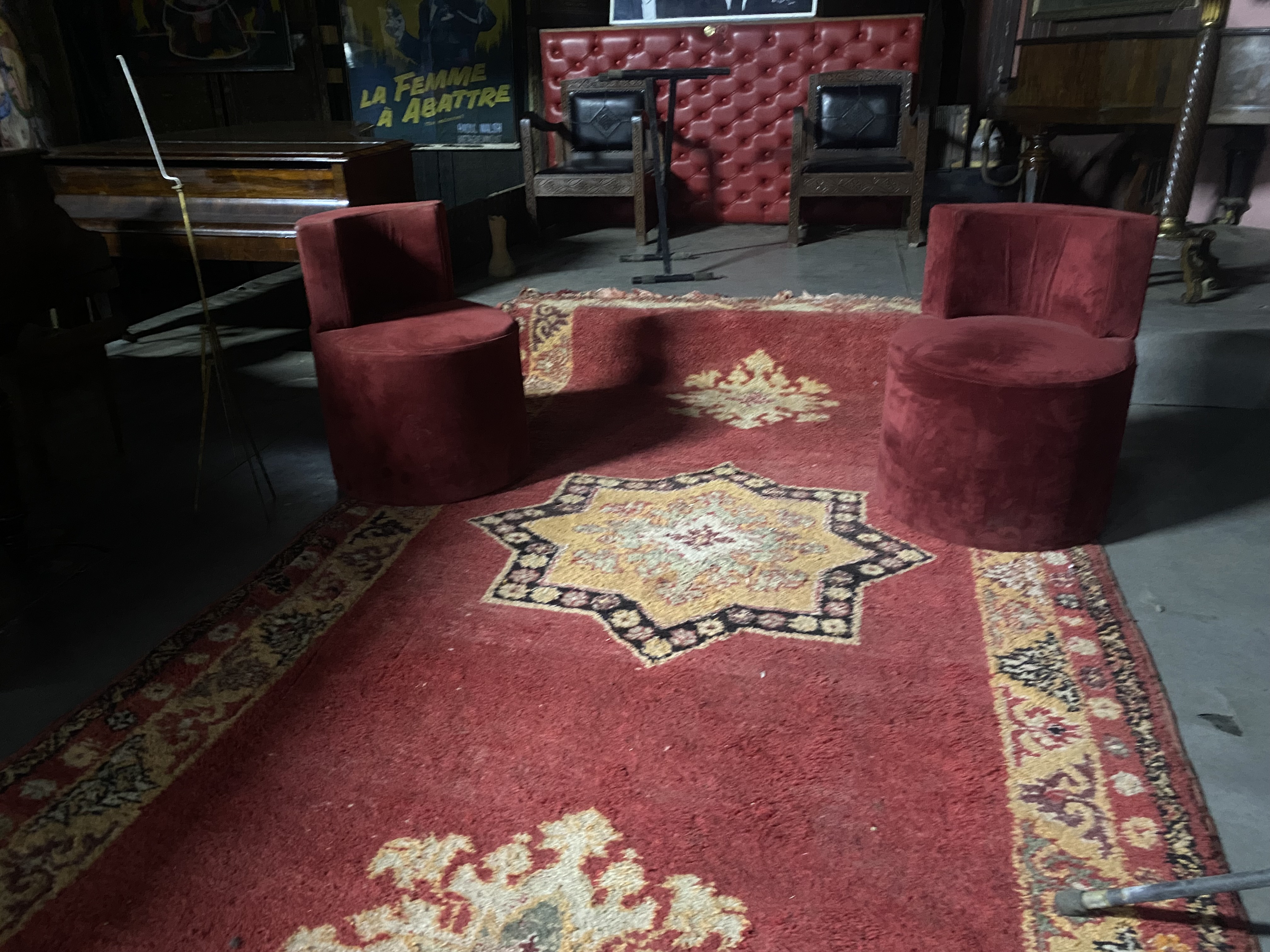 Vintage Red Velvet Lounge Set