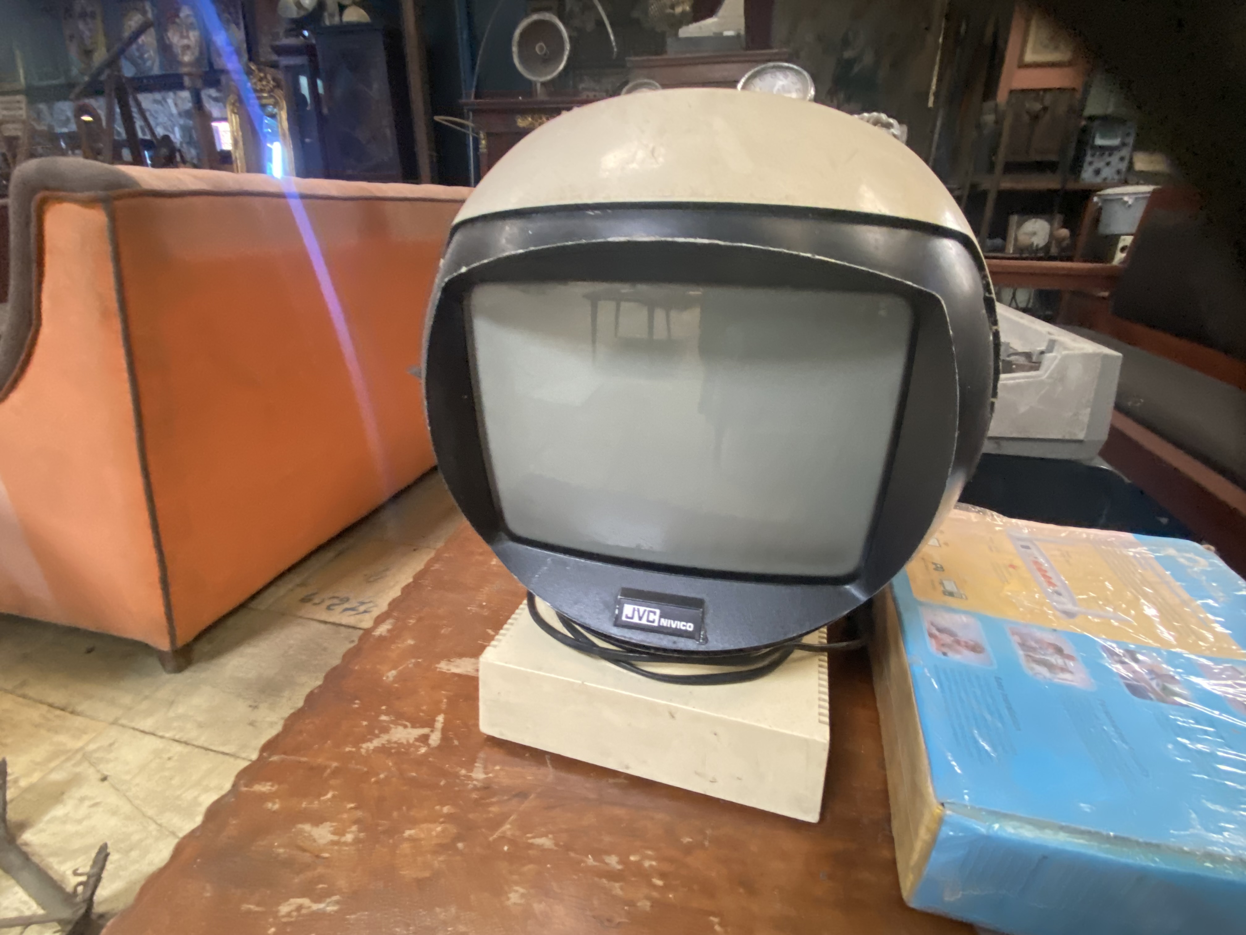 Vintage JVC Videosphere TV
