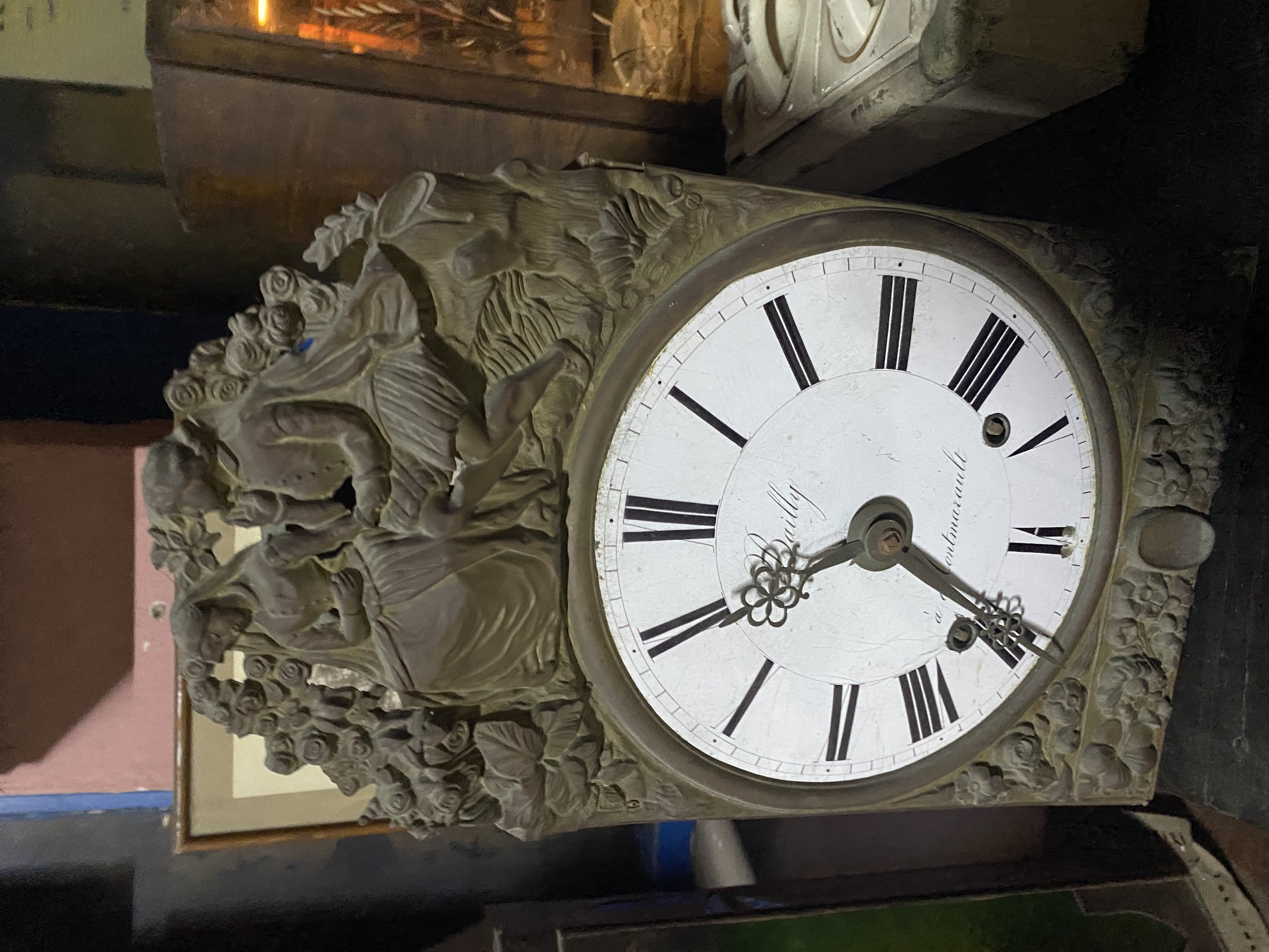 Antique Decorative Table Clock