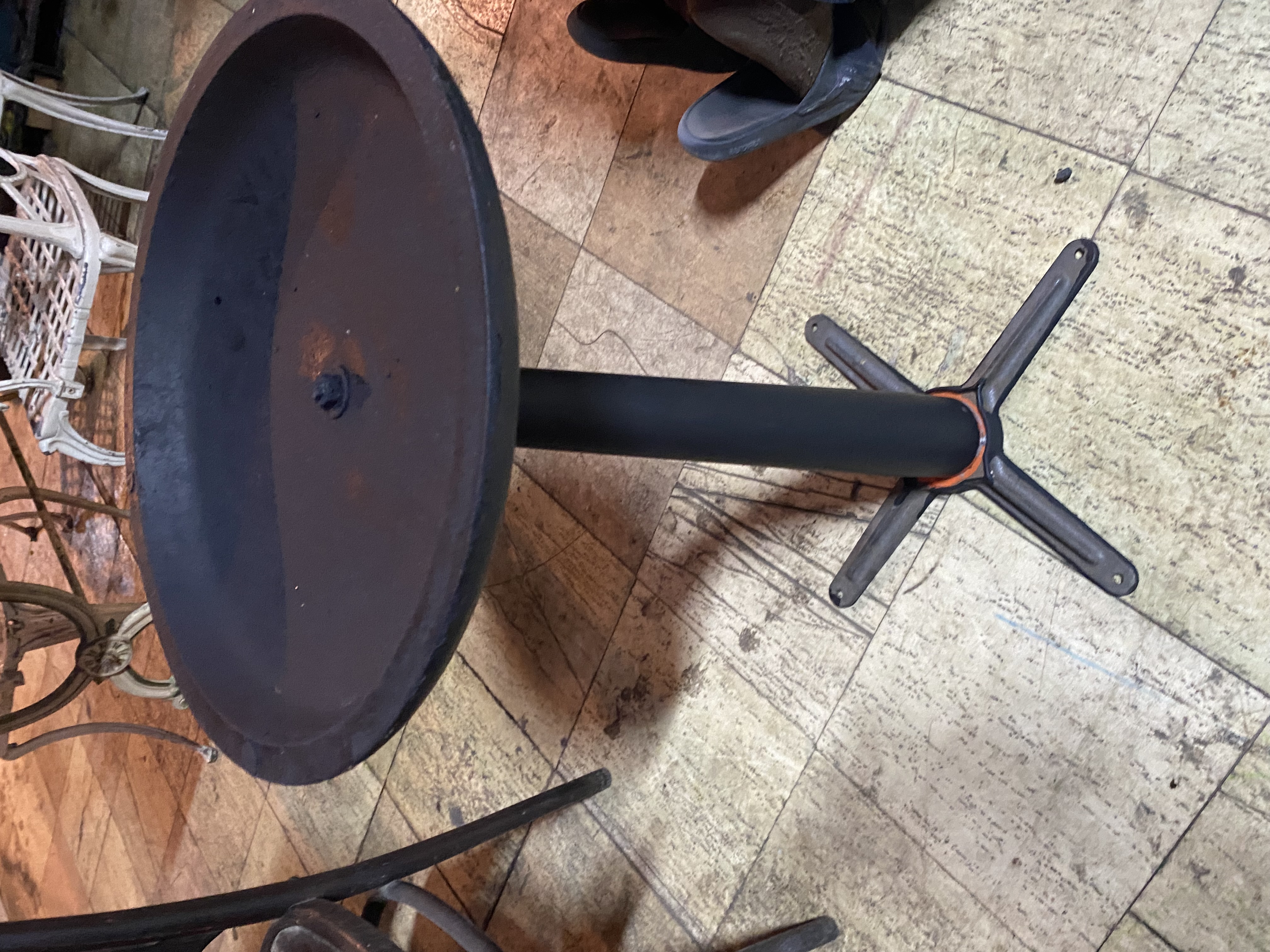 Metal Pedestal Side Table