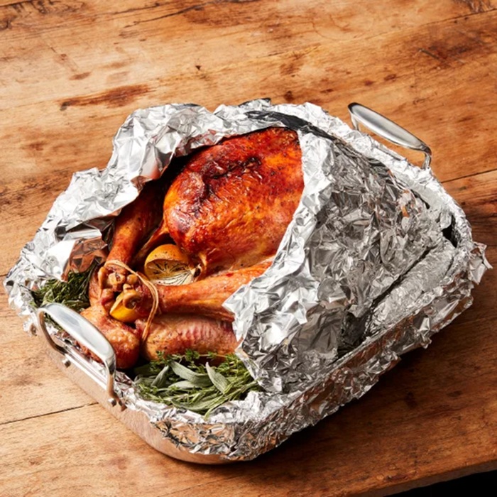 Reynolds Wrap Aluminum Foil – 250 Sq Ft Heavy-Duty Kitchen Foil