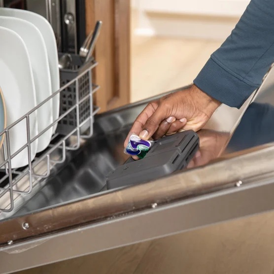 Cascade Platinum Plus Dishwasher Pods – Fresh Scent, 82 Count