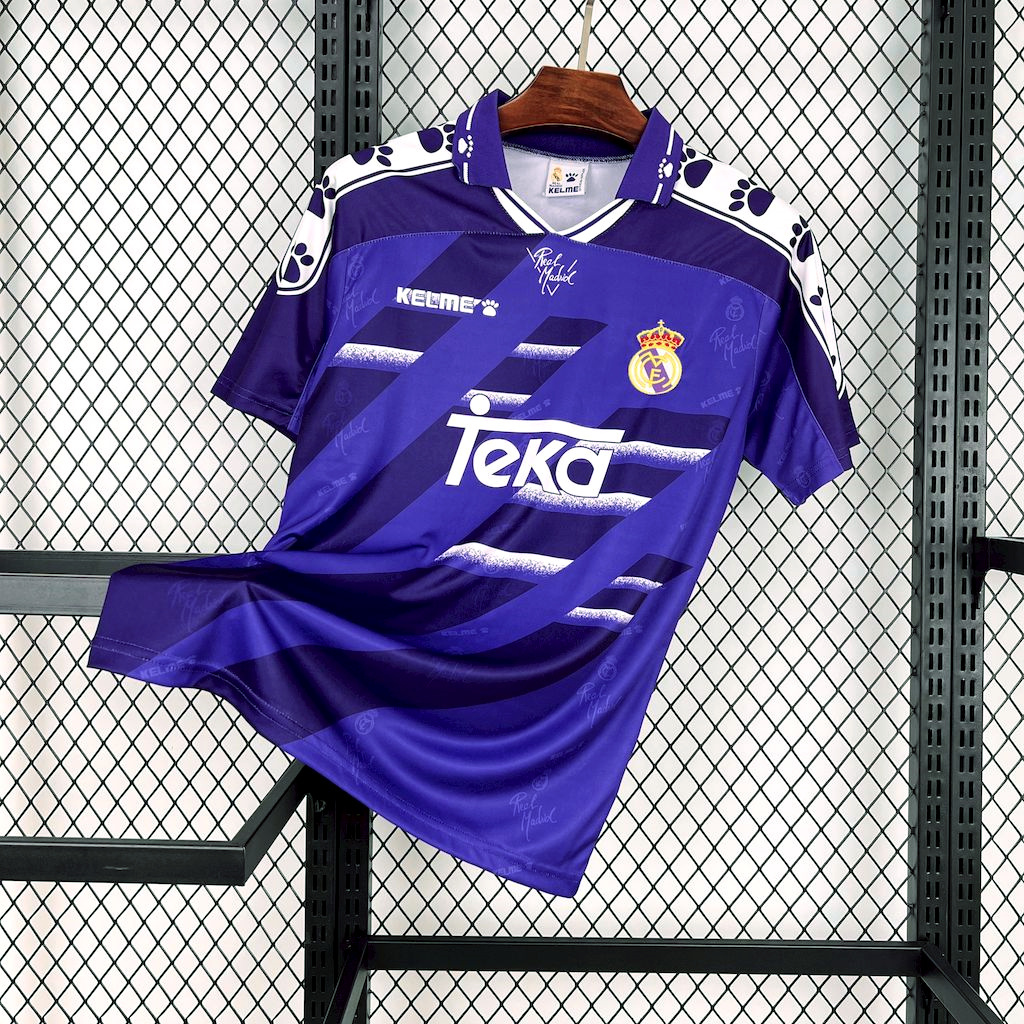 Camisa Retrô Real Madrid 1994/96