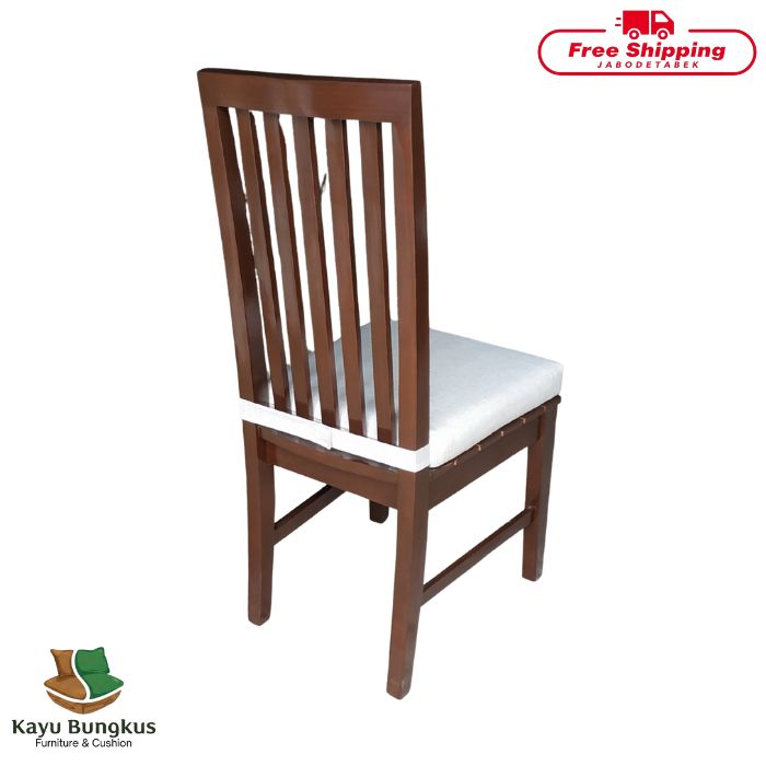 Kursi Makan Kayu Jari-Jari Rata Melamin