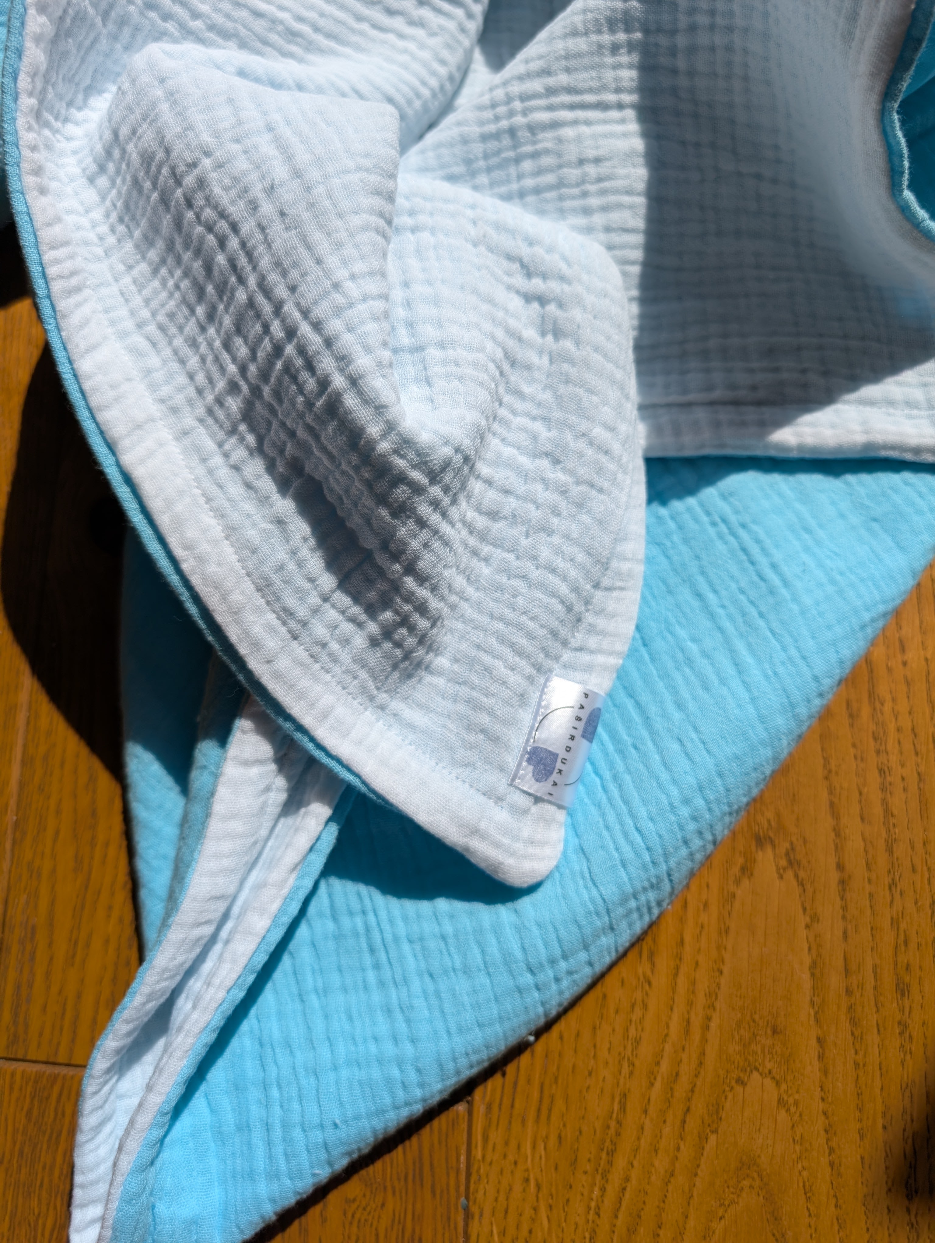 Didelis dvigubas dvispalvis muslino pledukas - Žydra ir pieno balta