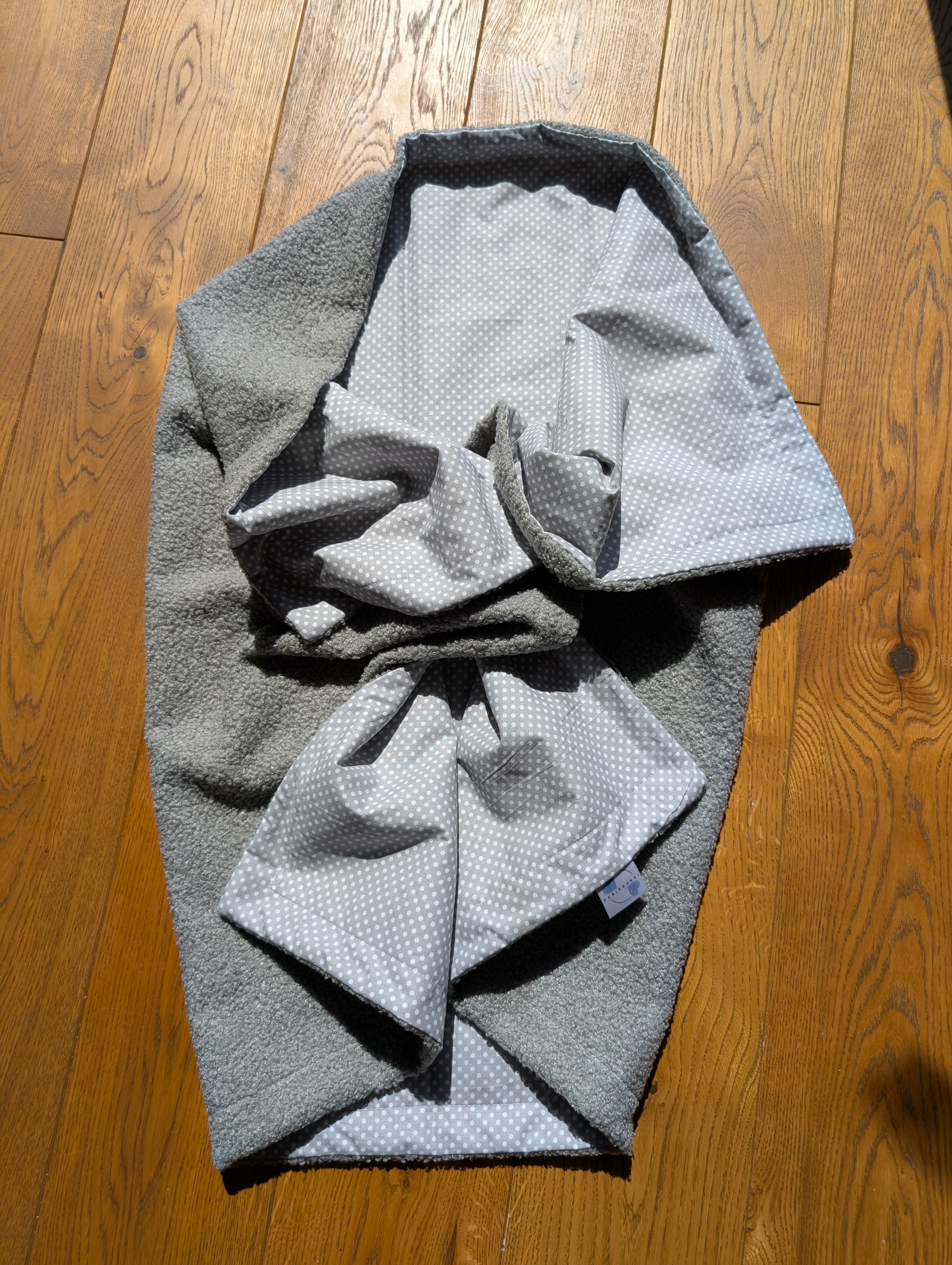 Didelis Teddy pledukas pilkas su taškiukais