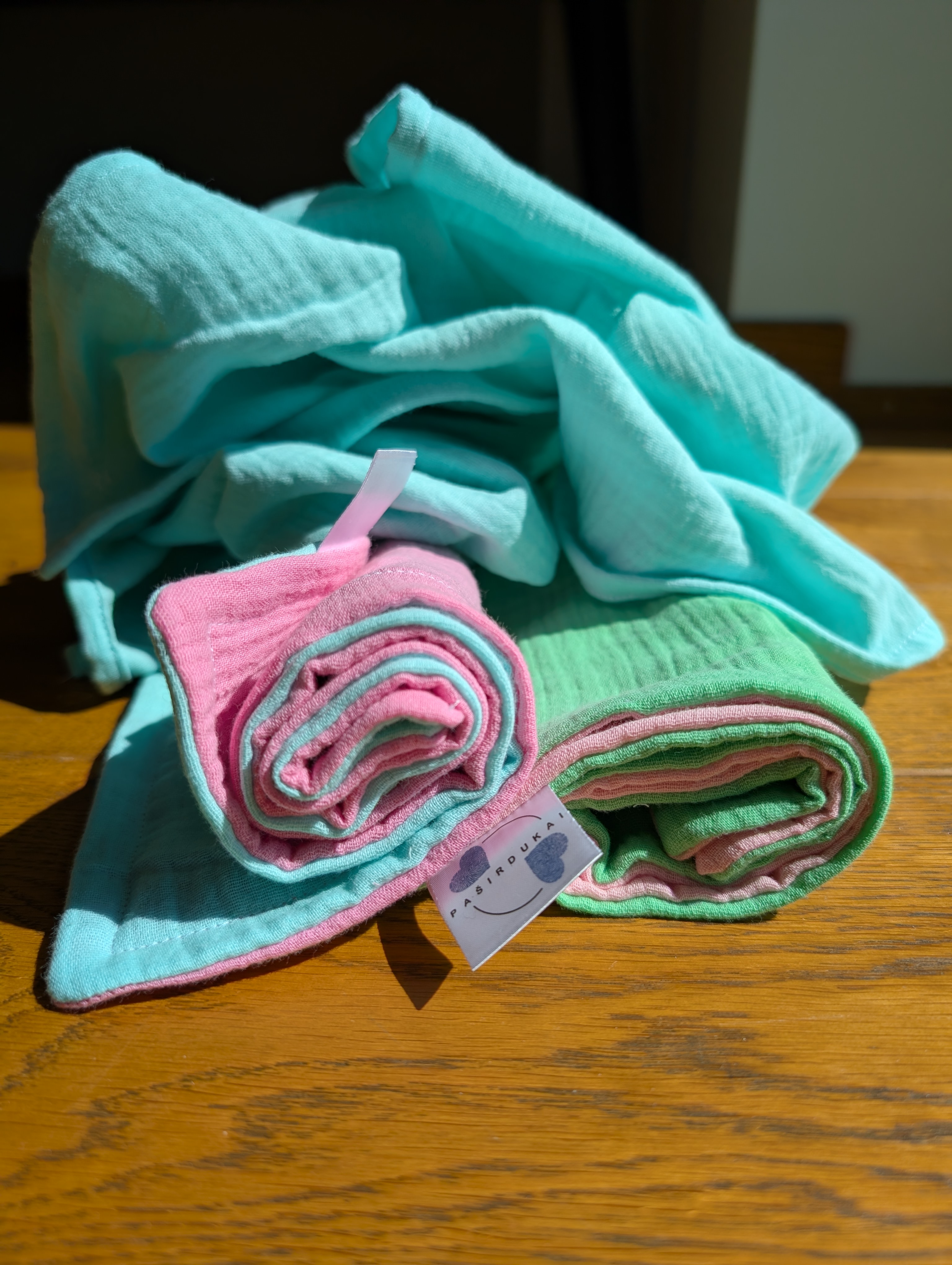 Muslino rinkinys Žydra - Rausva - gaivi žalia