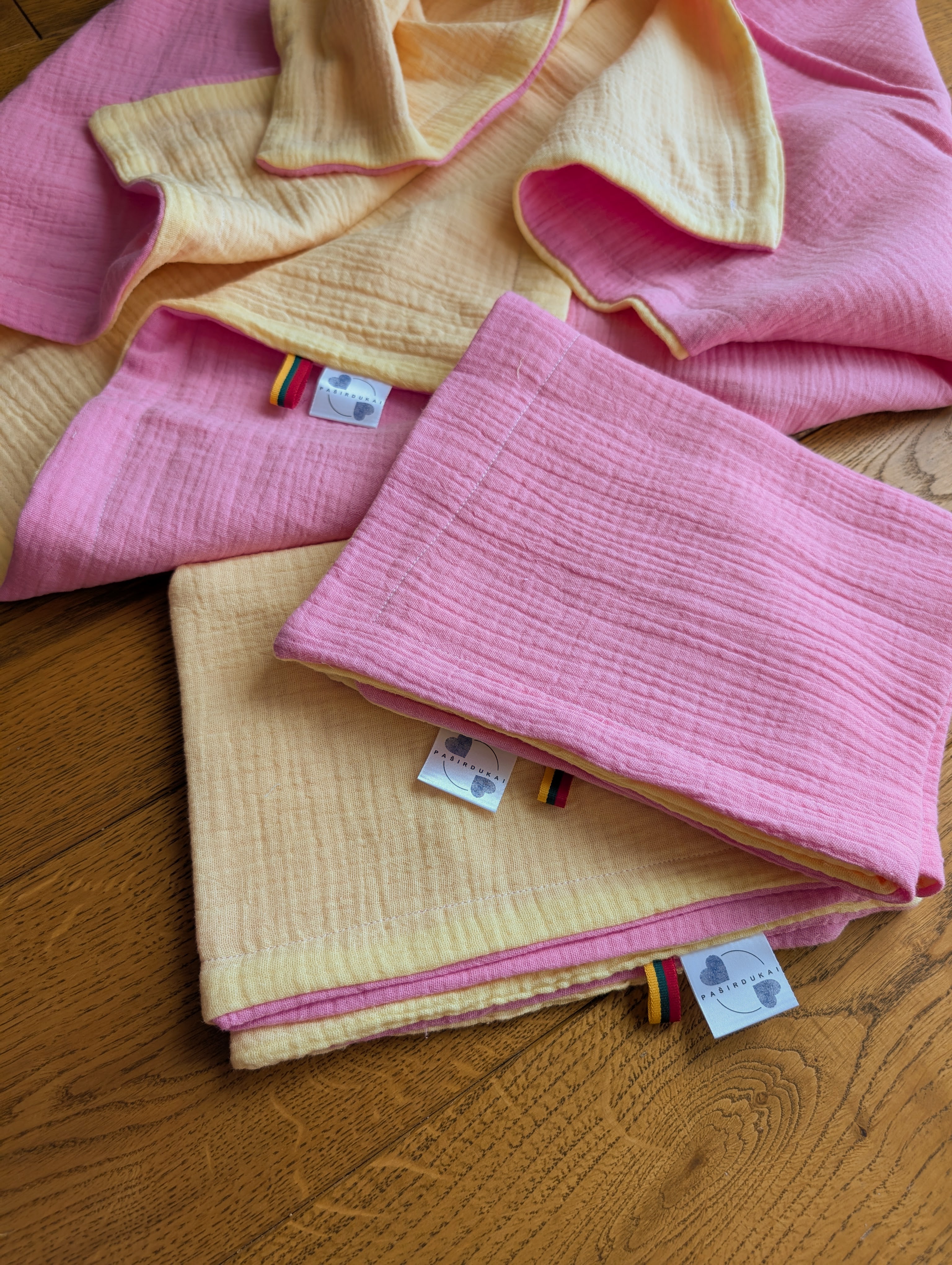 Muslino rinkinys Rožinis-gelsvas - Milkshake