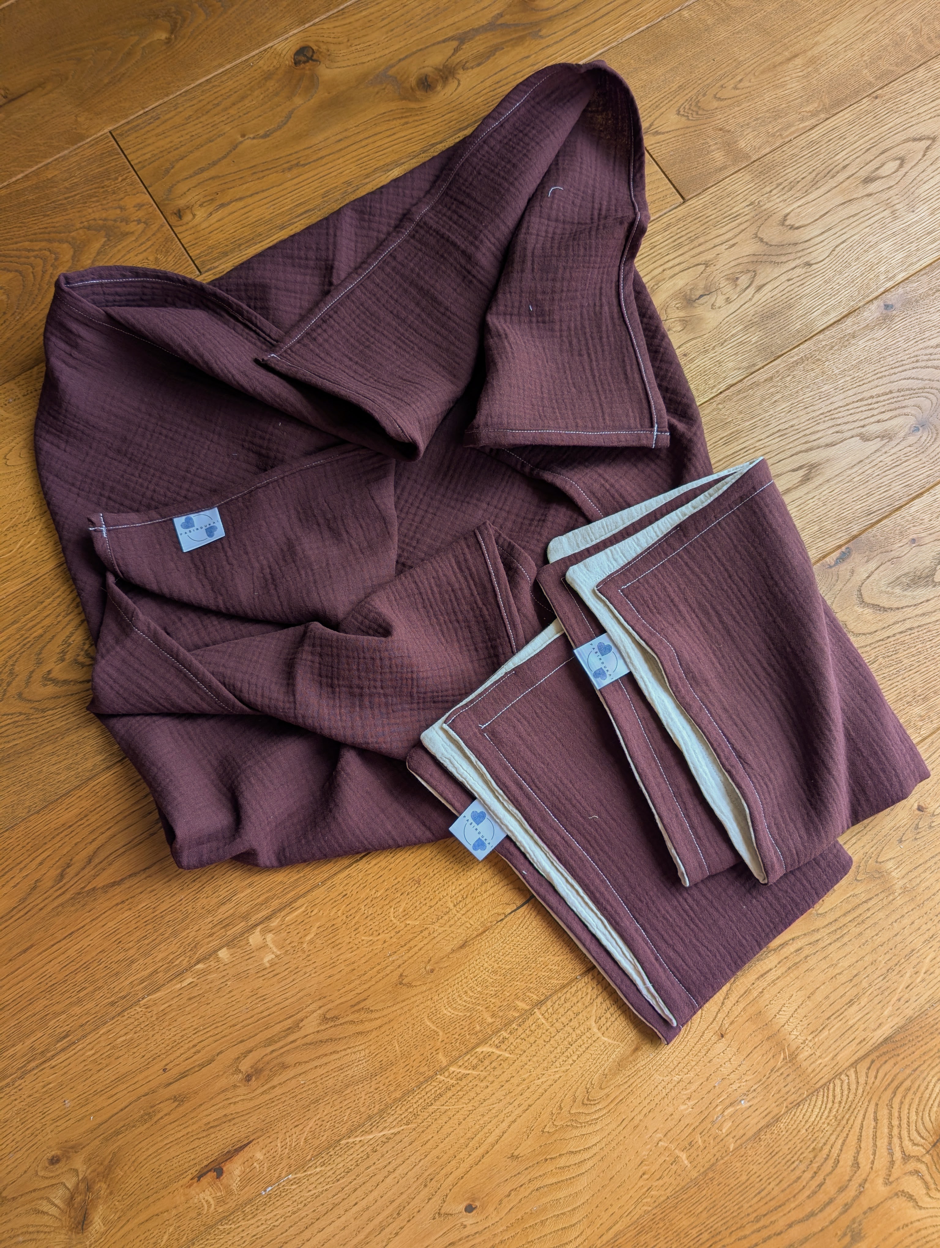 Muslino rinkinys Rudas šokolado - šampaninis baltas