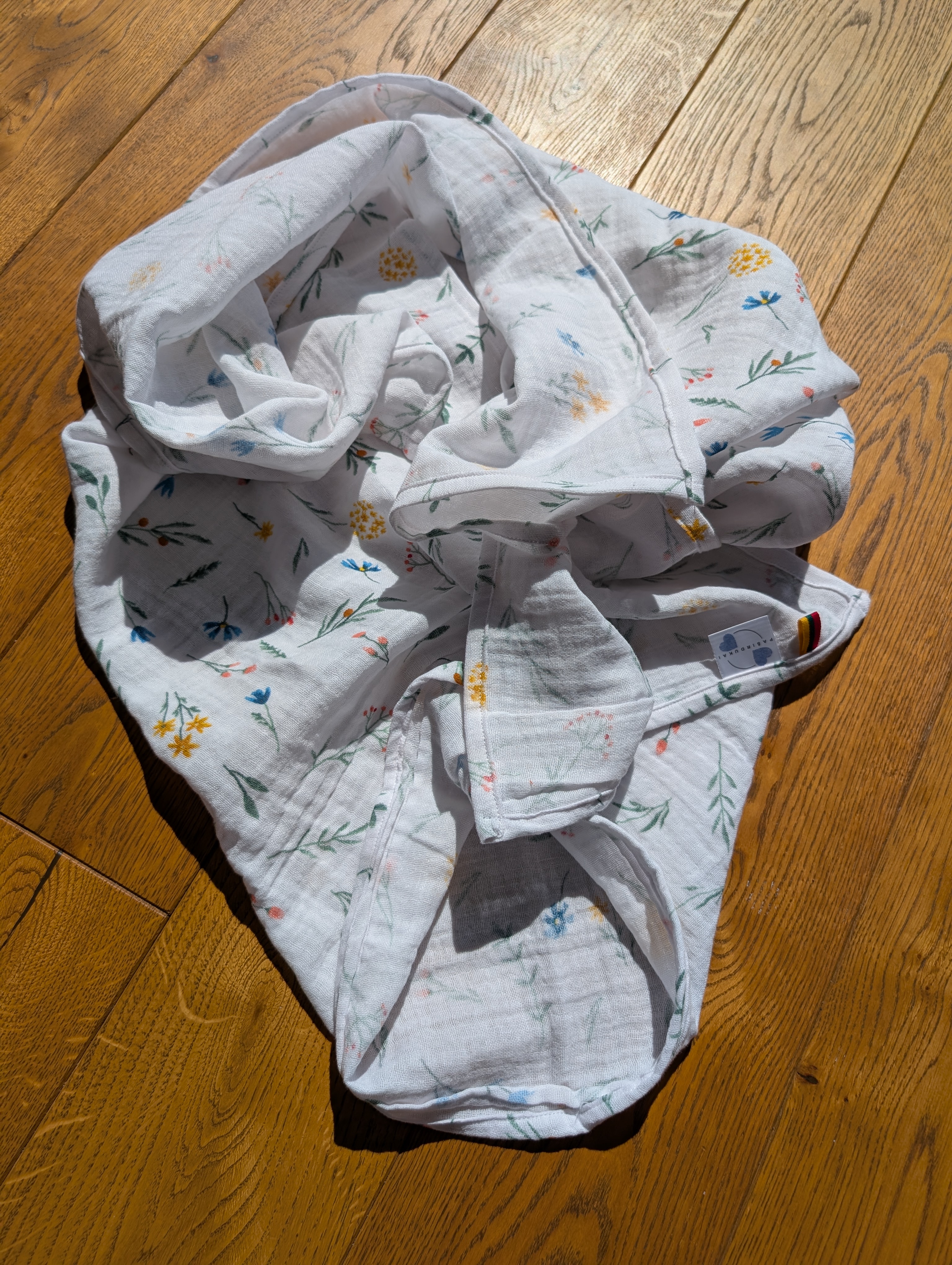 Didelis muslino merliukas - Laukų gėlės