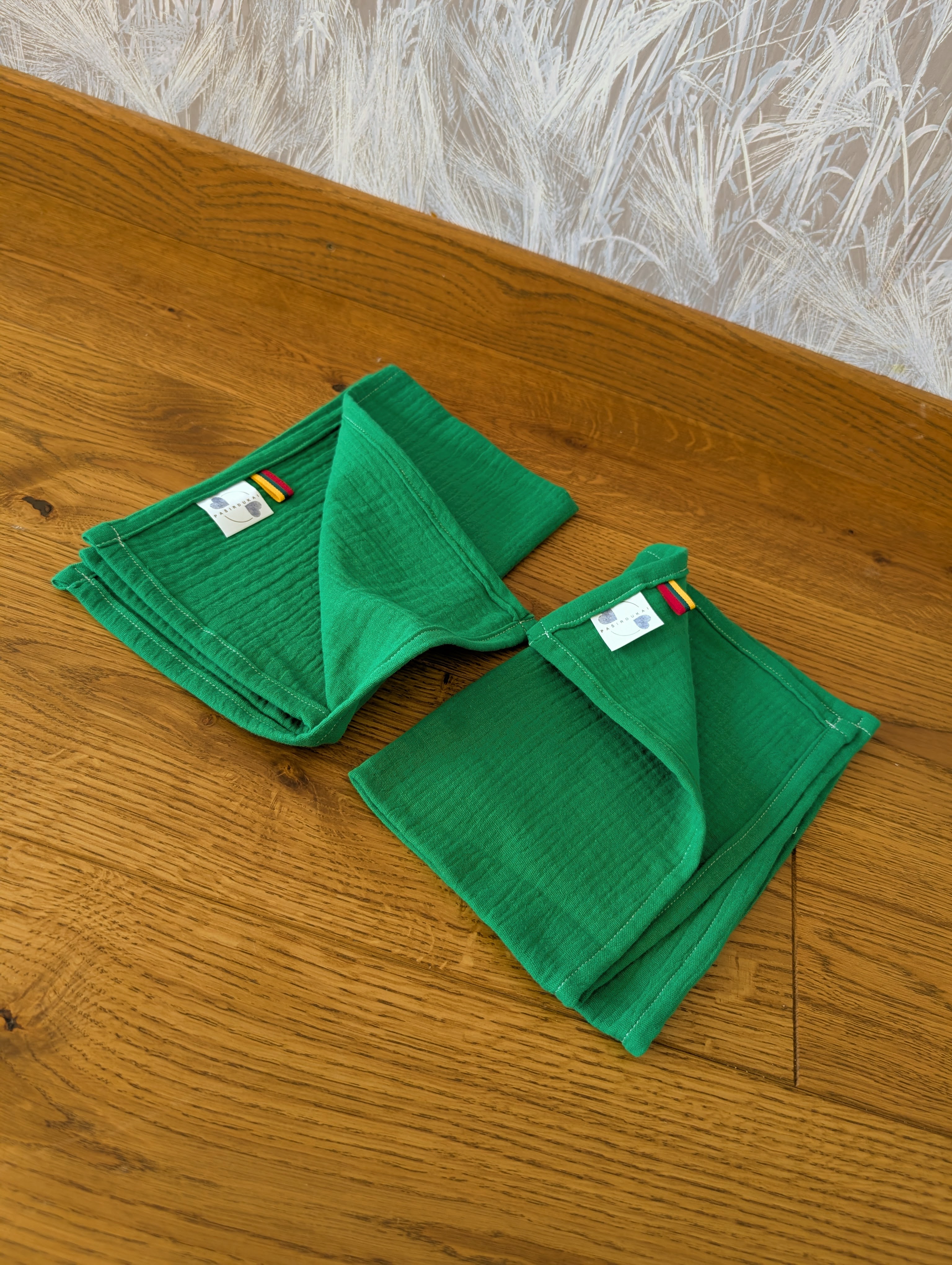 Du viengubi merliukai - Žali lapai