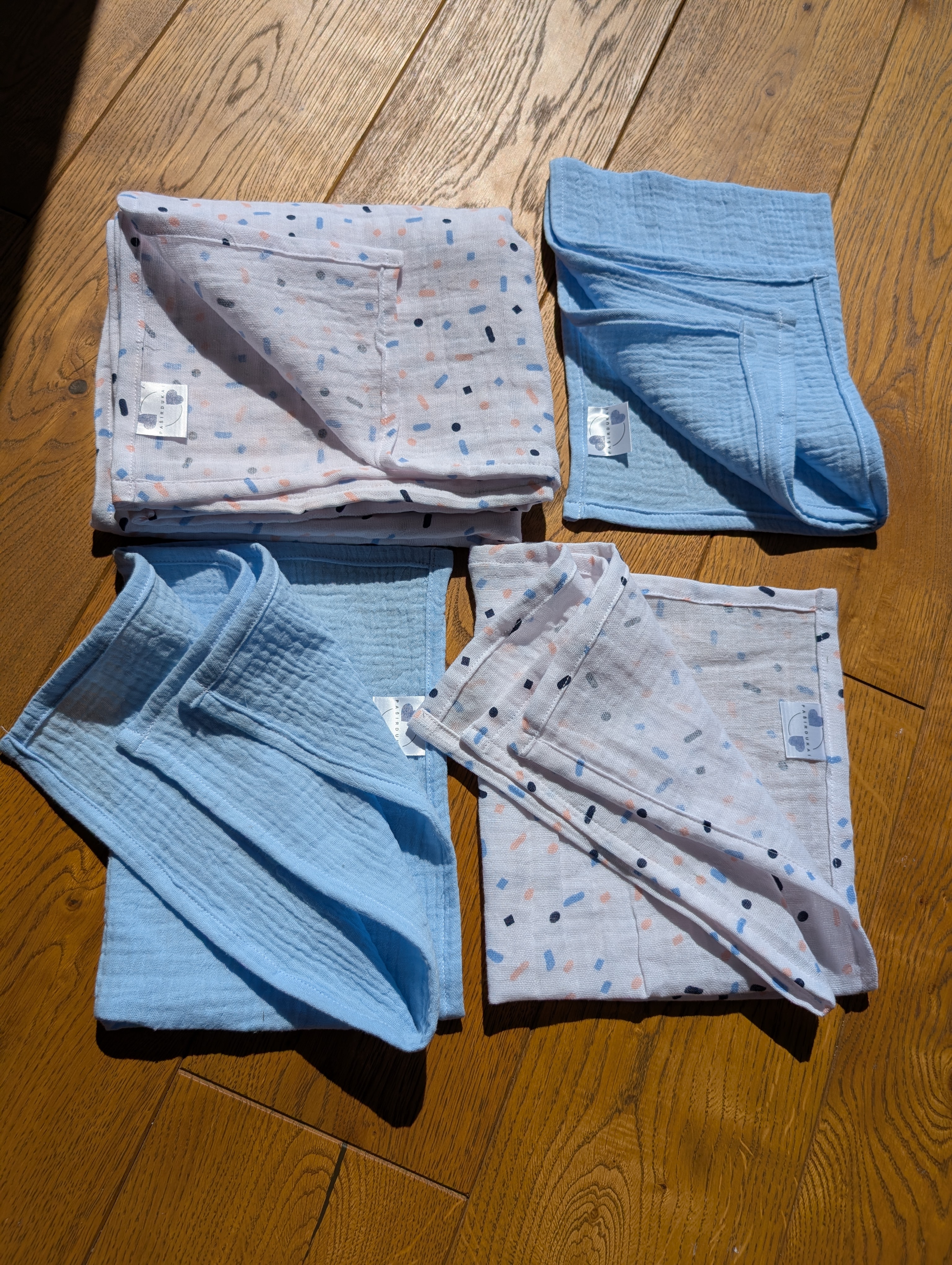 Muslino rinkinys Melsva - balta fugūrėlės