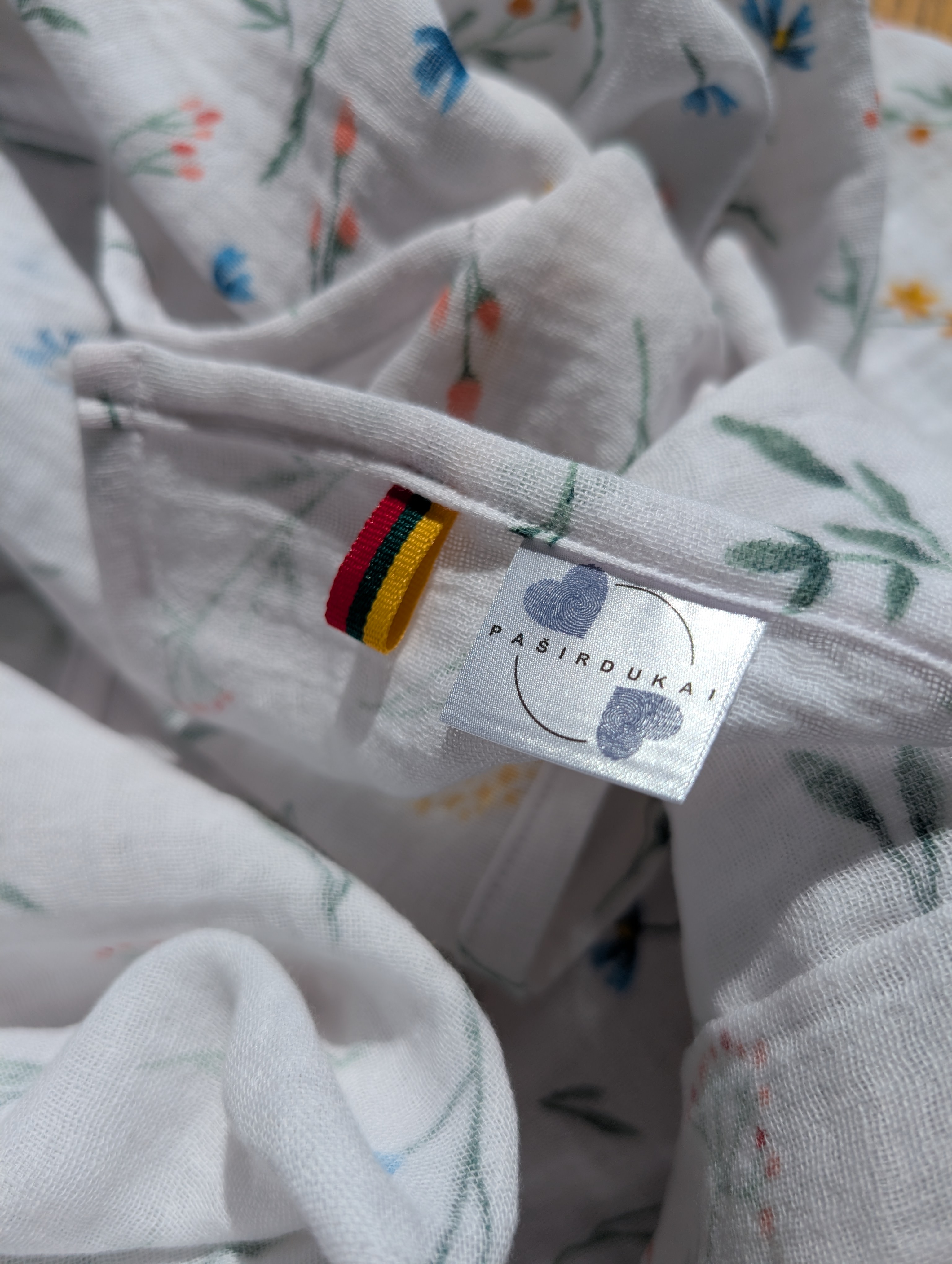 Didelis muslino merliukas - Laukų gėlės