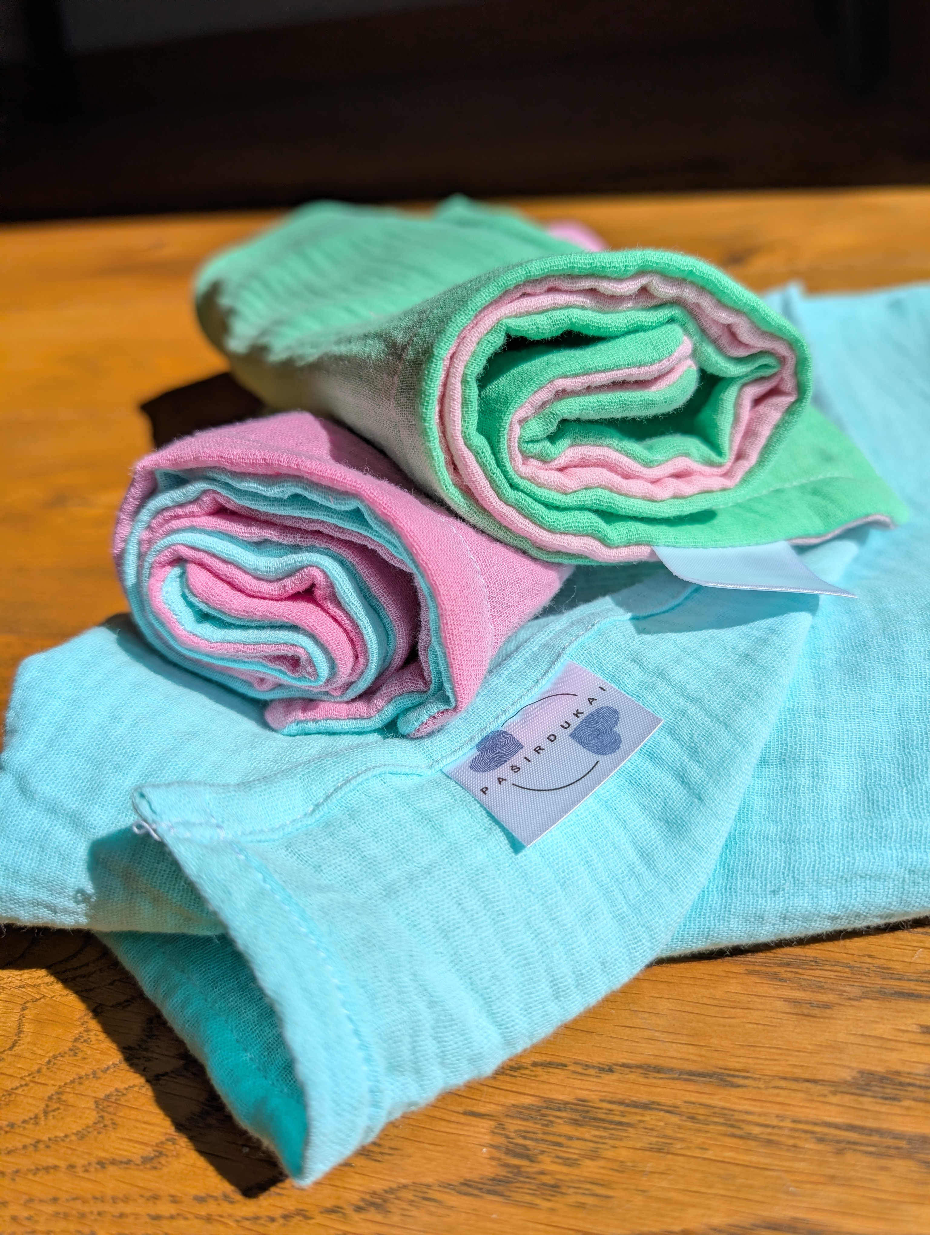 Muslino rinkinys Žydra - Rausva - gaivi žalia