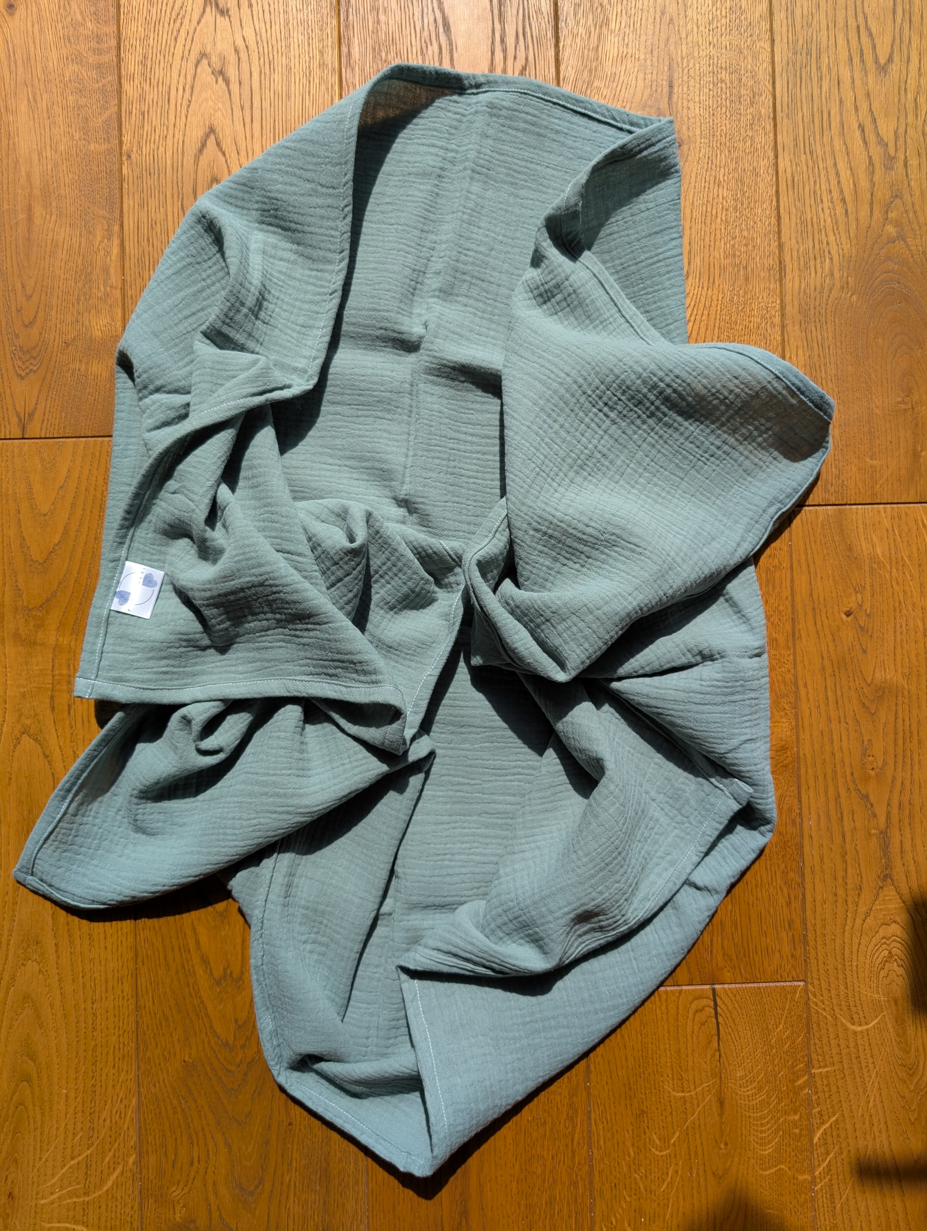 Didelis muslino merliukas - Jūros banga