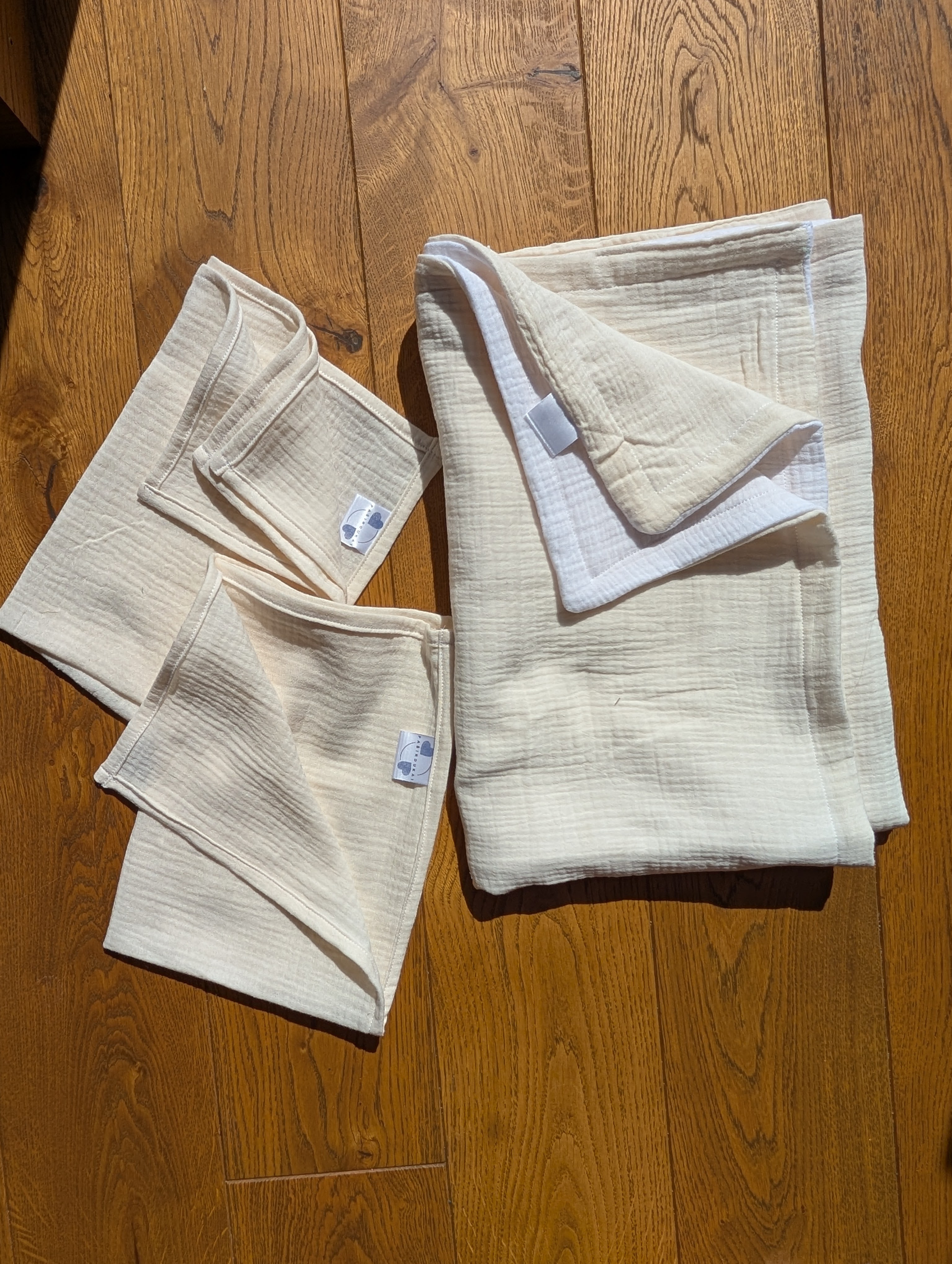 Muslino pleduko rinkinys Šampano ir pieno balta